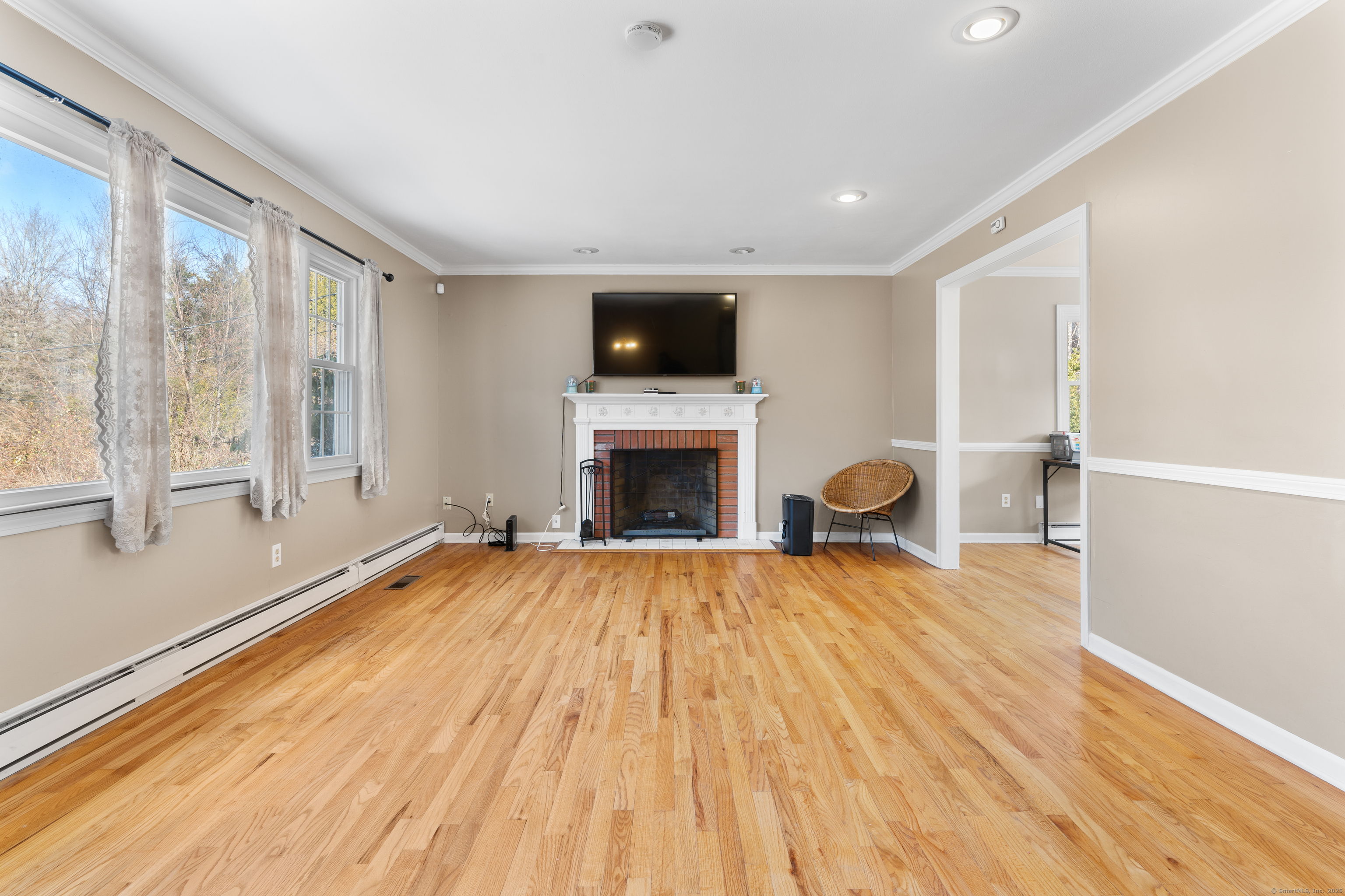 111 Crossfield Road