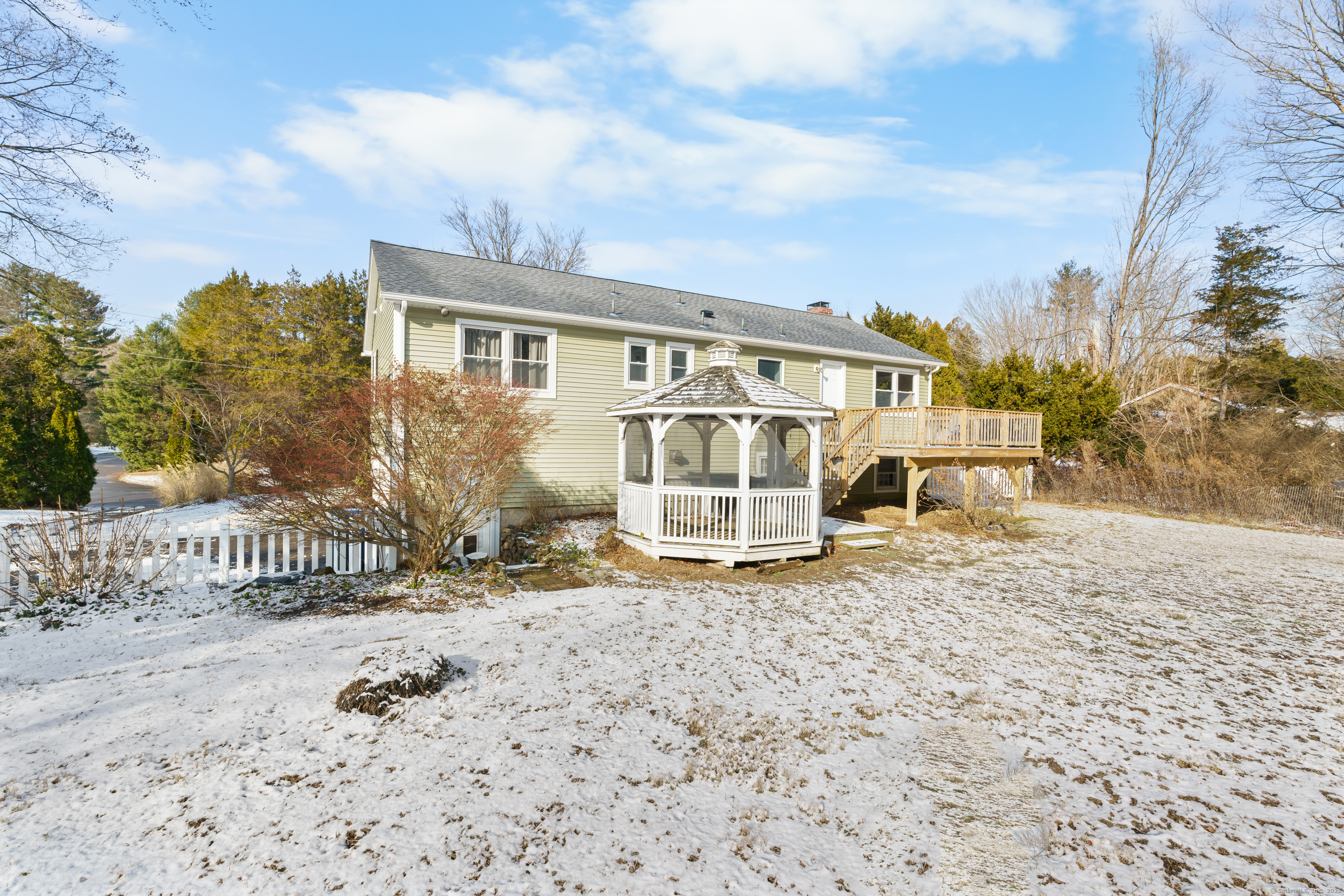 111 Crossfield Road