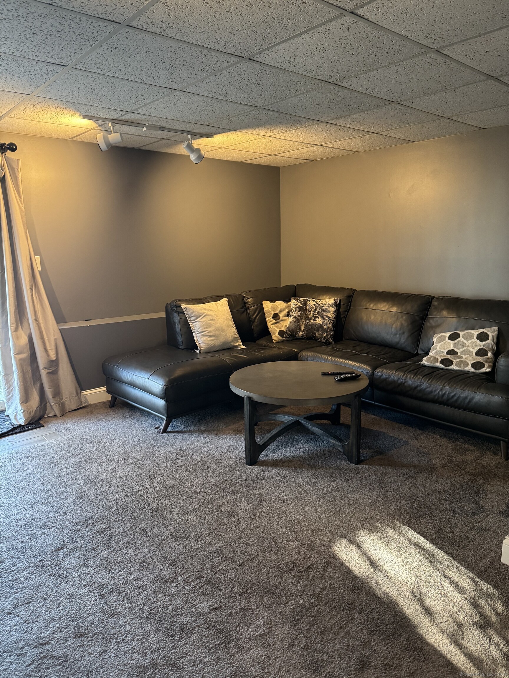 255 Blueberry Lane 255