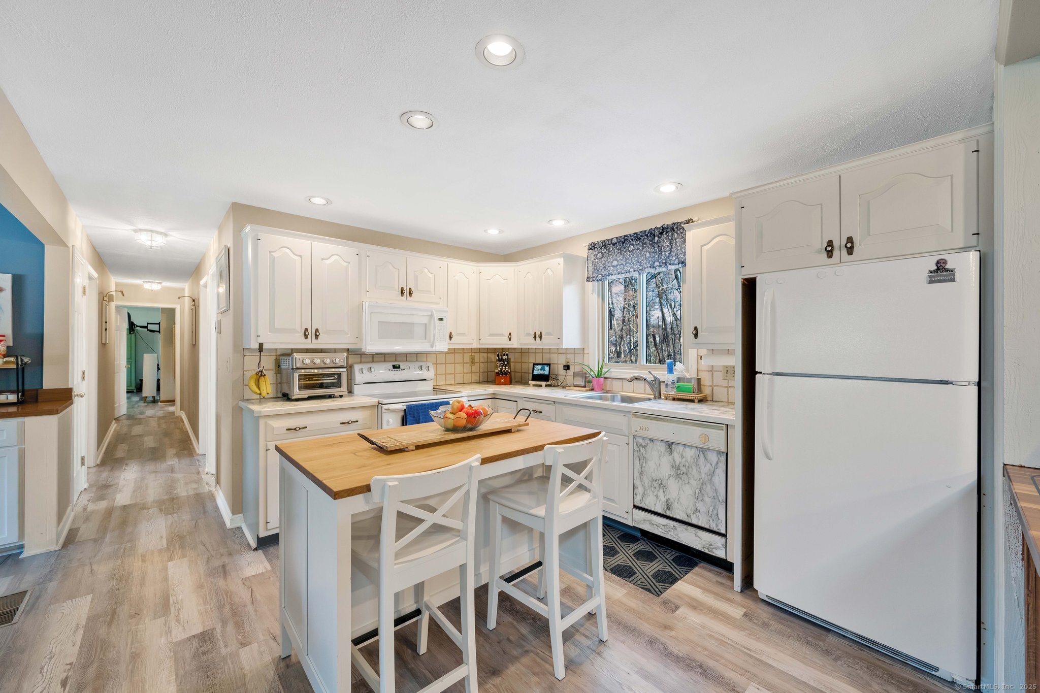 77 Lynn Drive