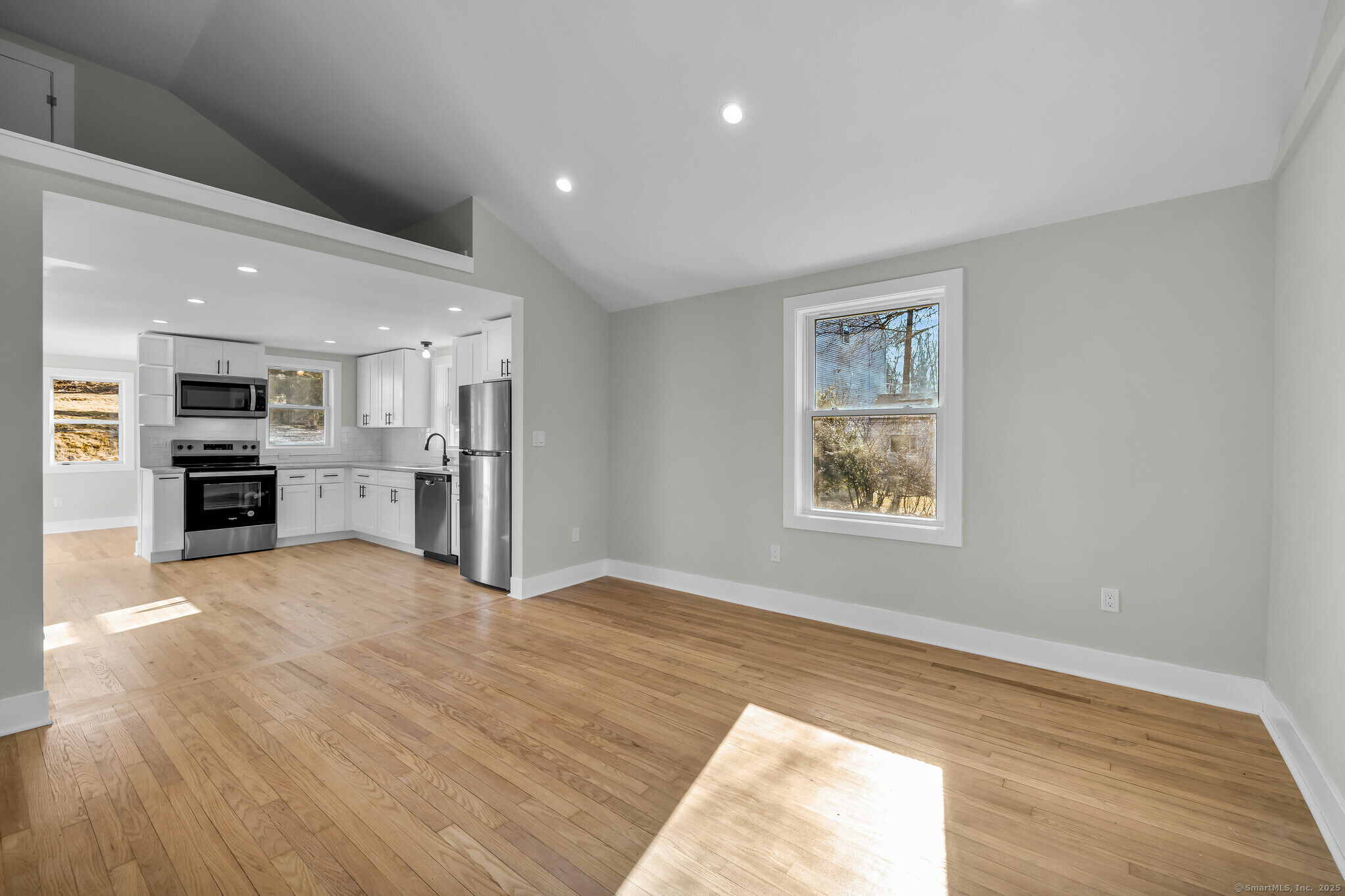 2255 Foxon Road
