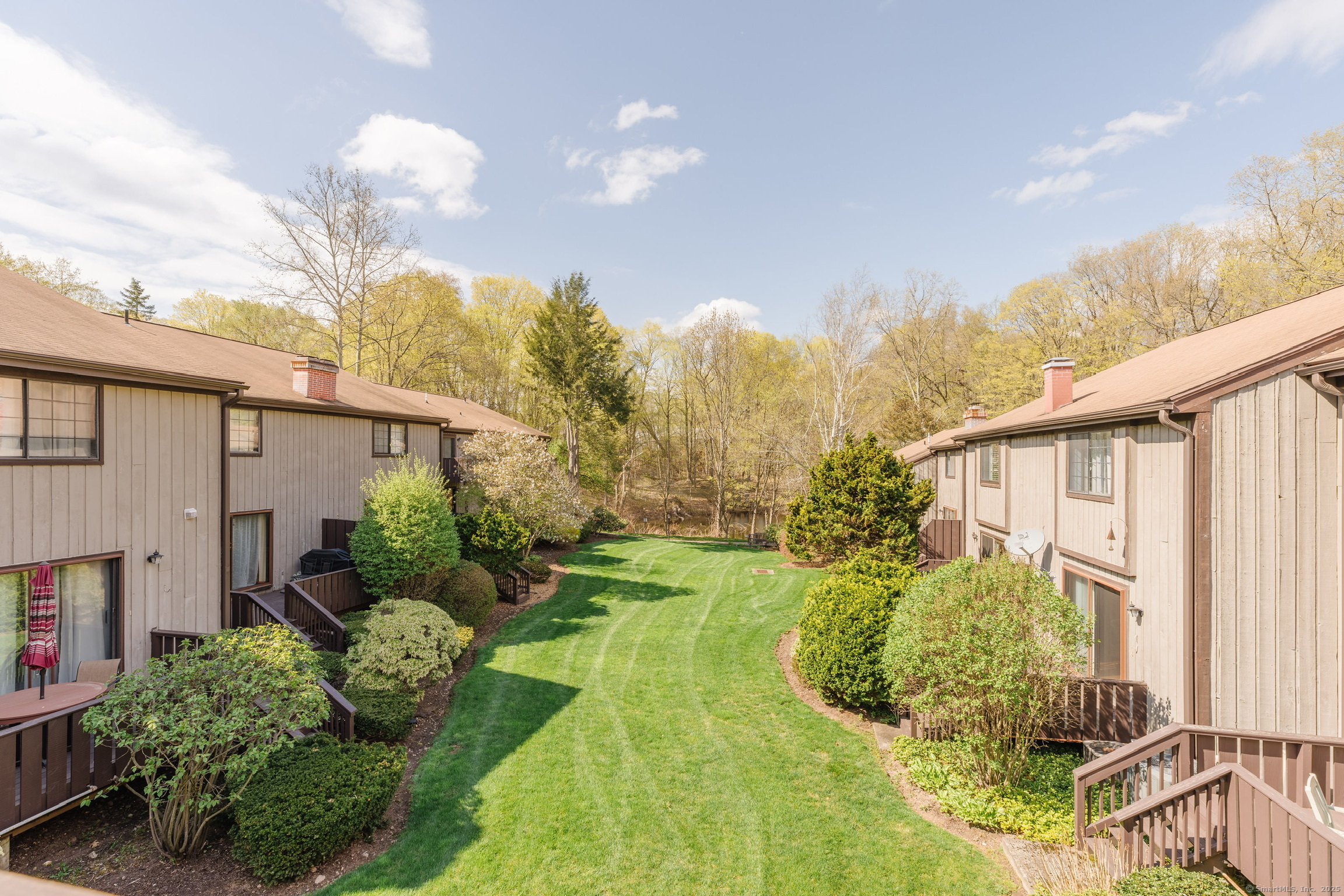 12 Pond Hollow Drive 12