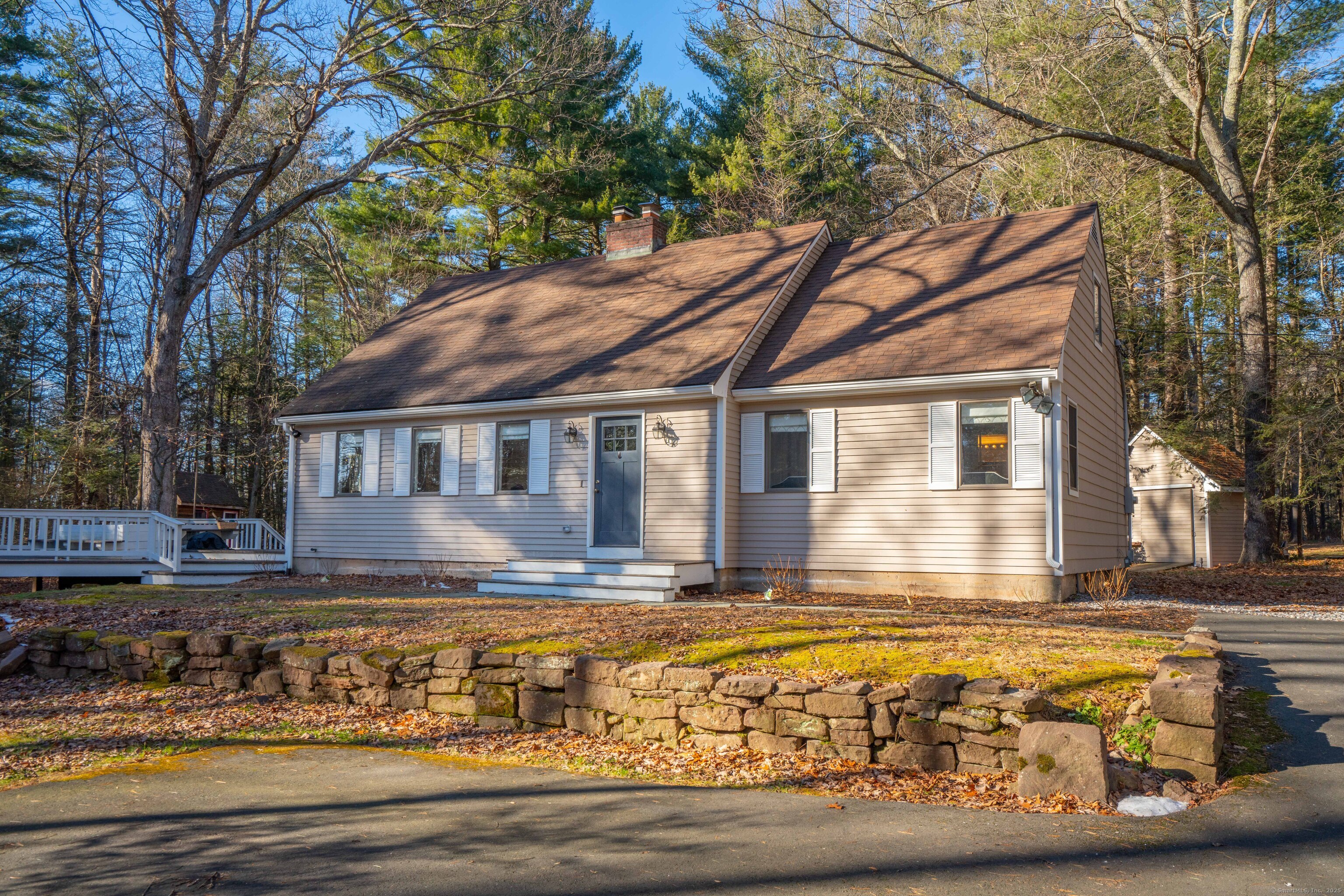 7 Oak Glen Court