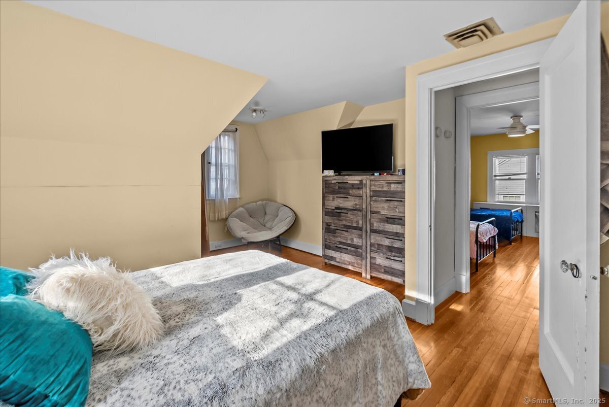 229 Park Terrace Avenue