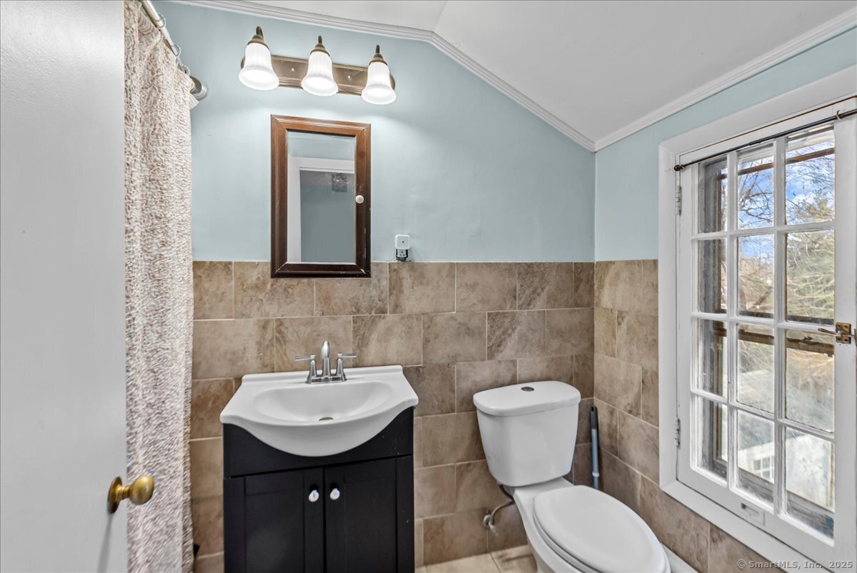 229 Park Terrace Avenue