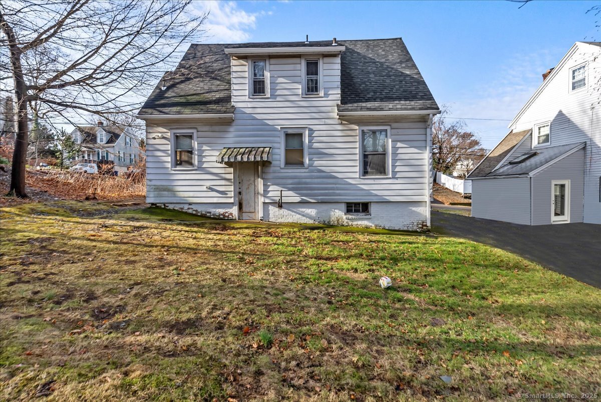 229 Park Terrace Avenue