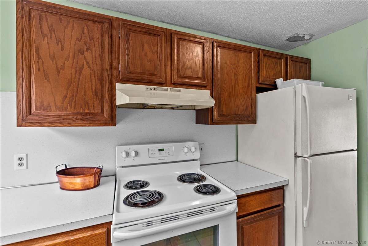 55 Porter Avenue APT 2F