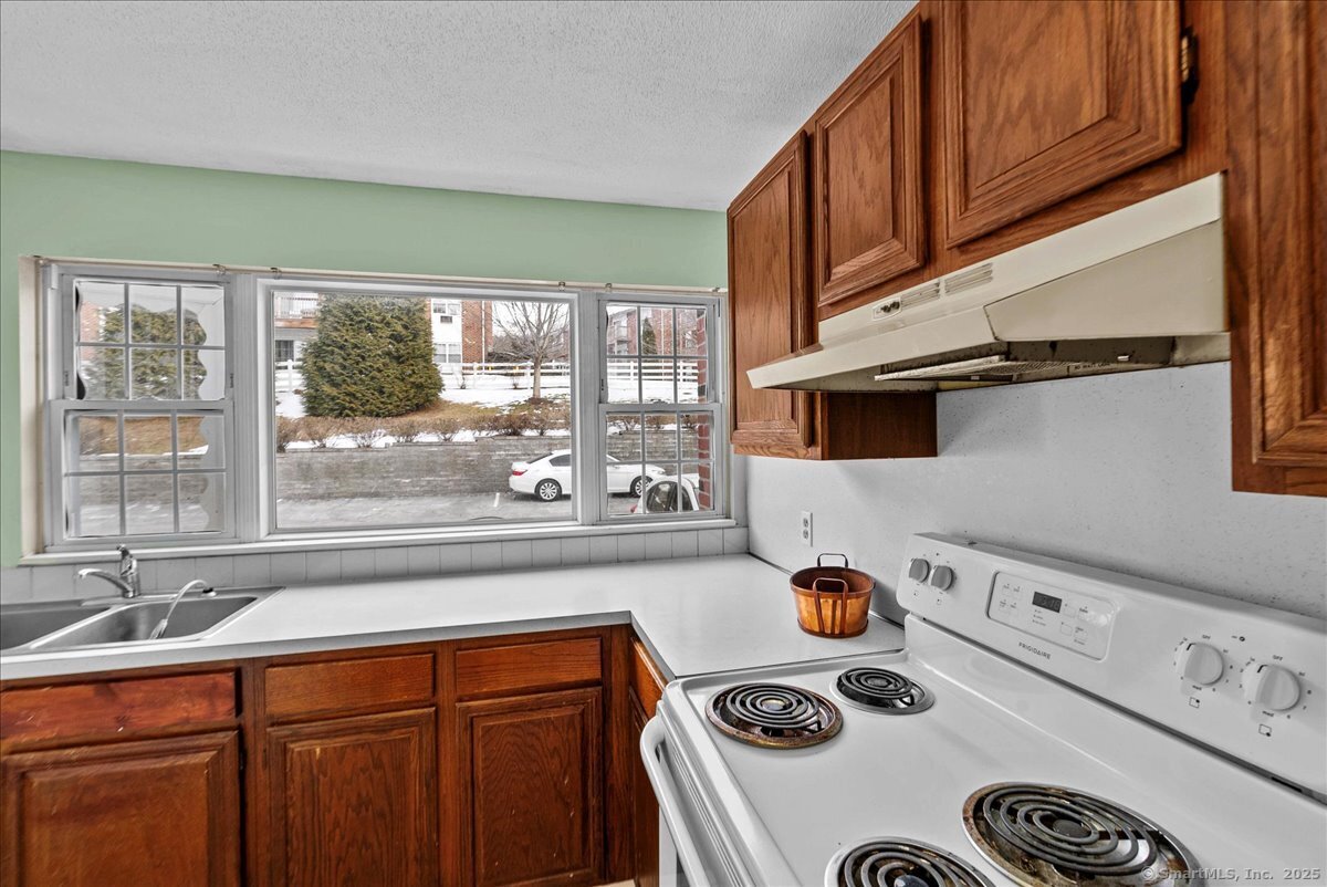 55 Porter Avenue APT 2F