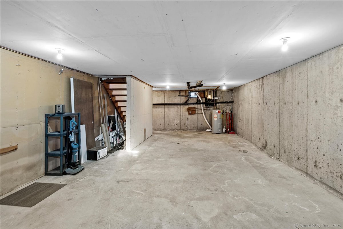 55 Porter Avenue APT 2F