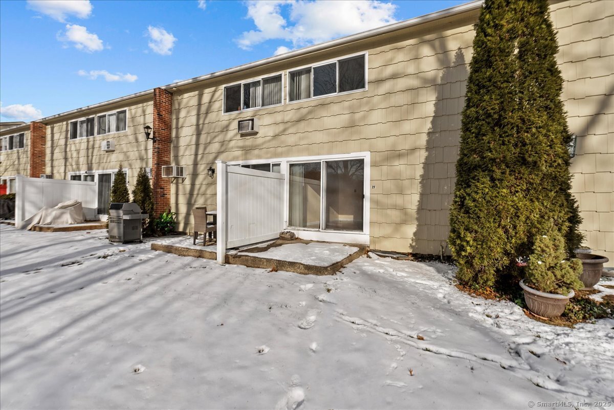 55 Porter Avenue APT 2F