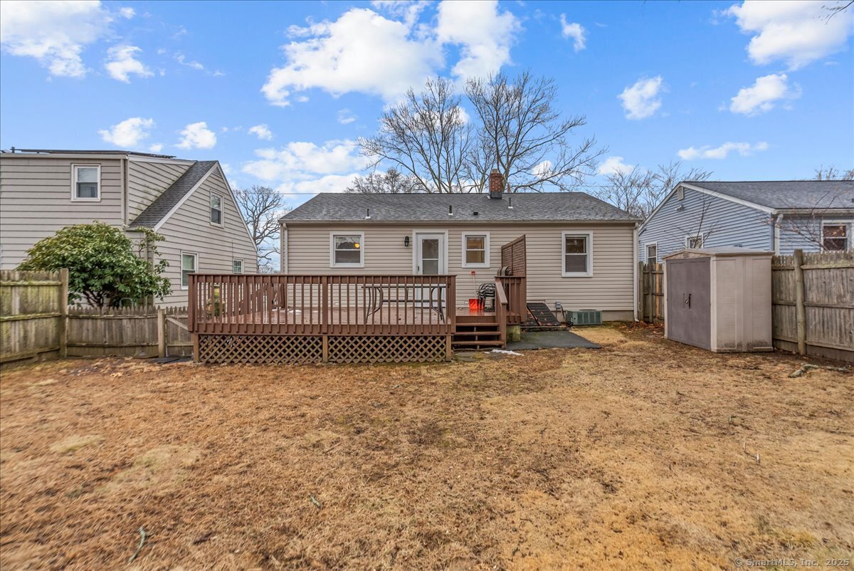 27 Mohawk Drive