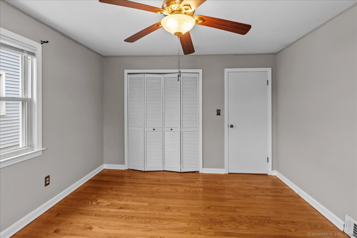 27 Mohawk Drive