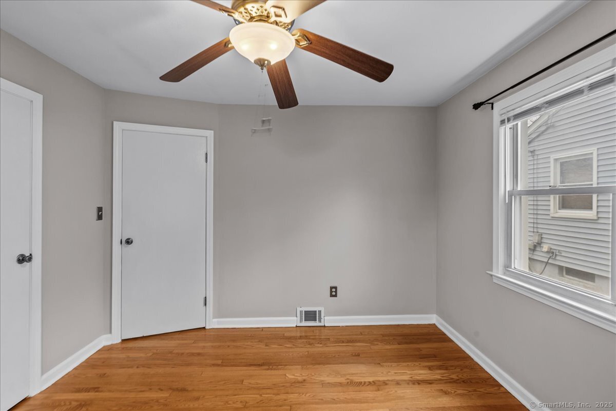 27 Mohawk Drive