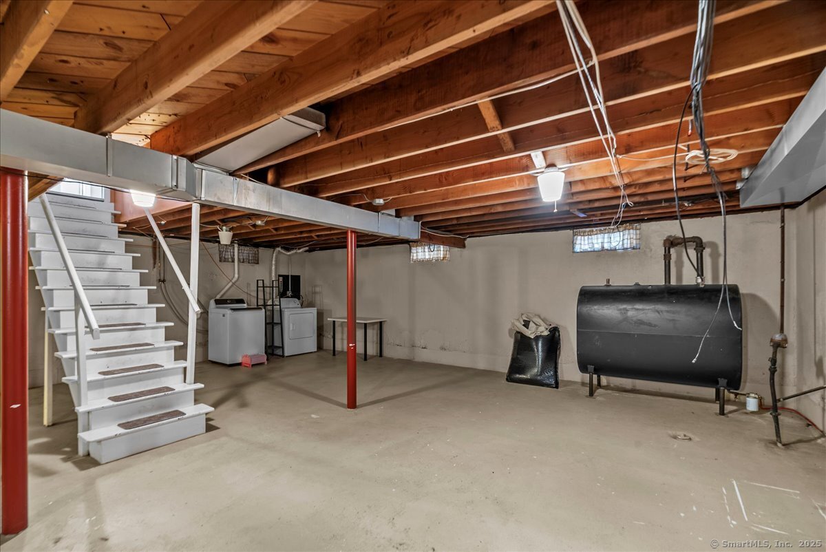 27 Mohawk Drive