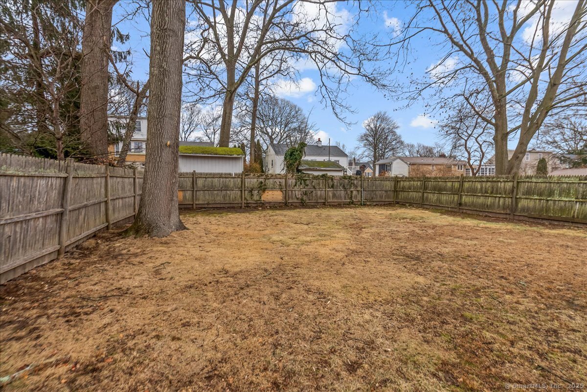 27 Mohawk Drive