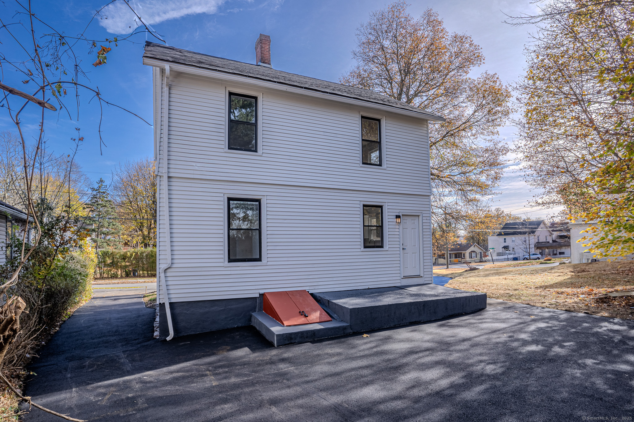 139 Oak Street