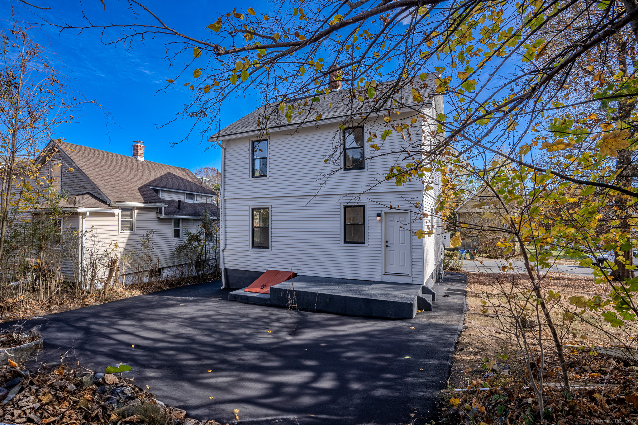 139 Oak Street