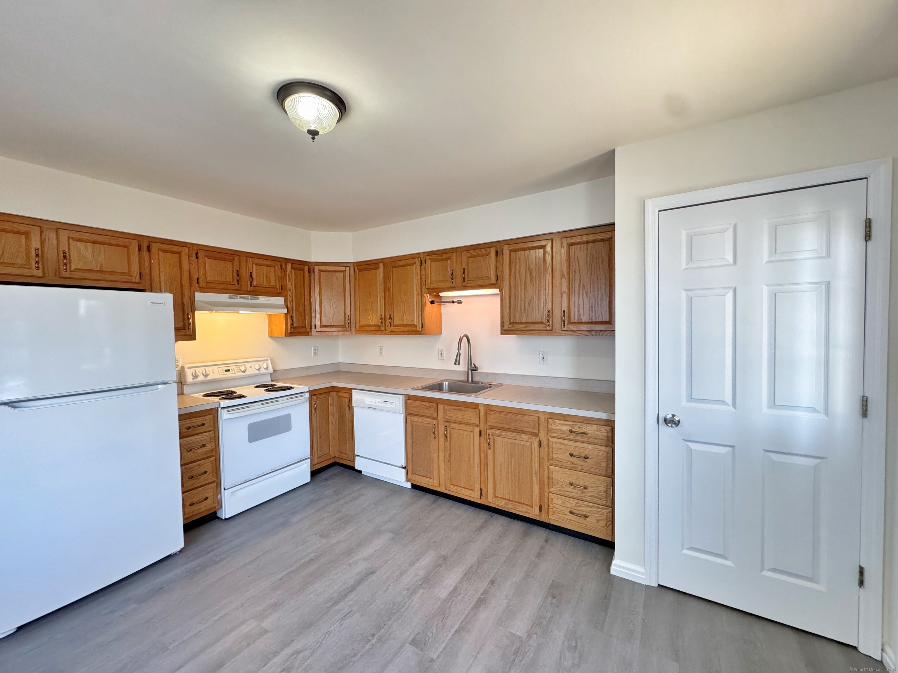 6 Girard Street A