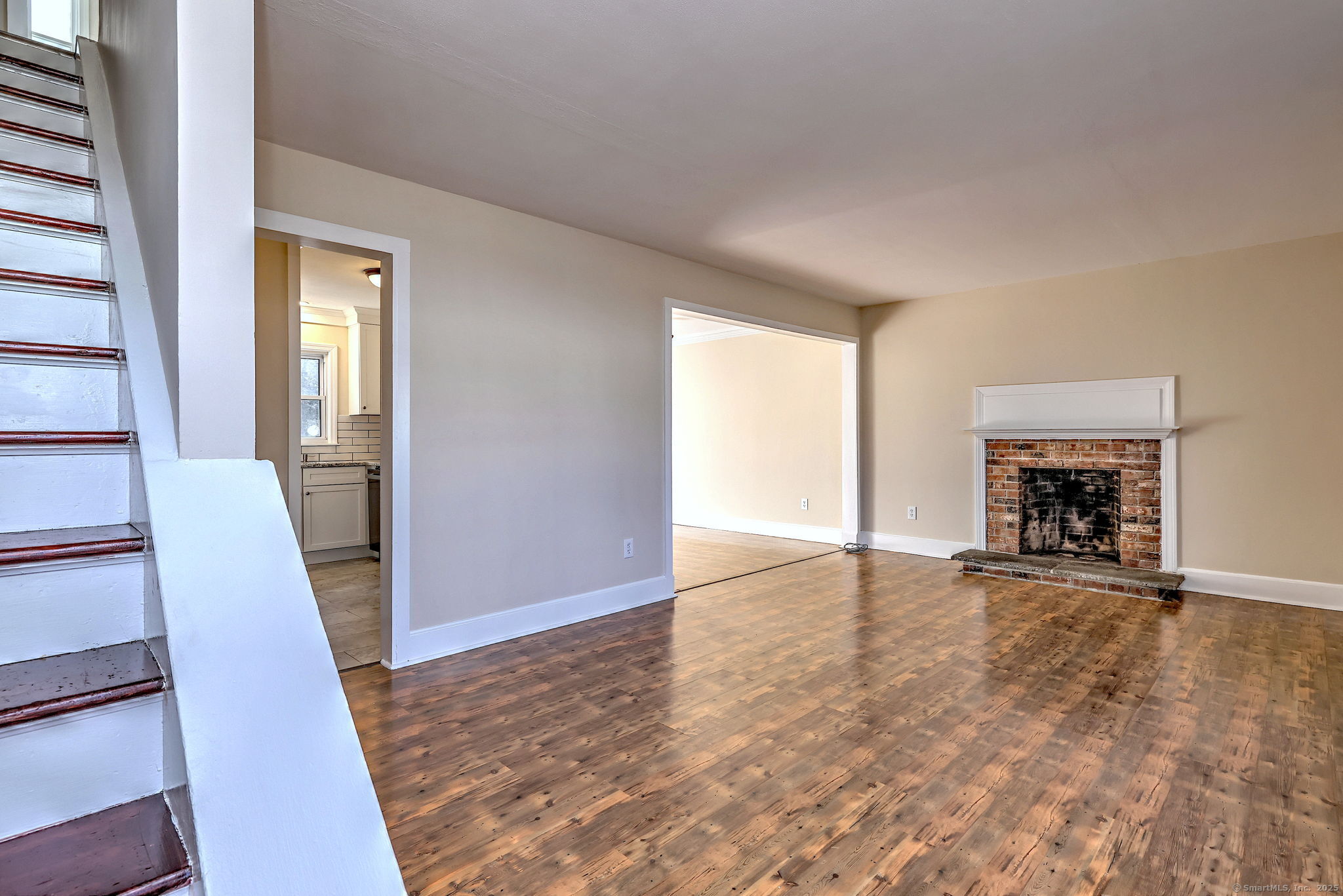 31 Carriage Path North 31