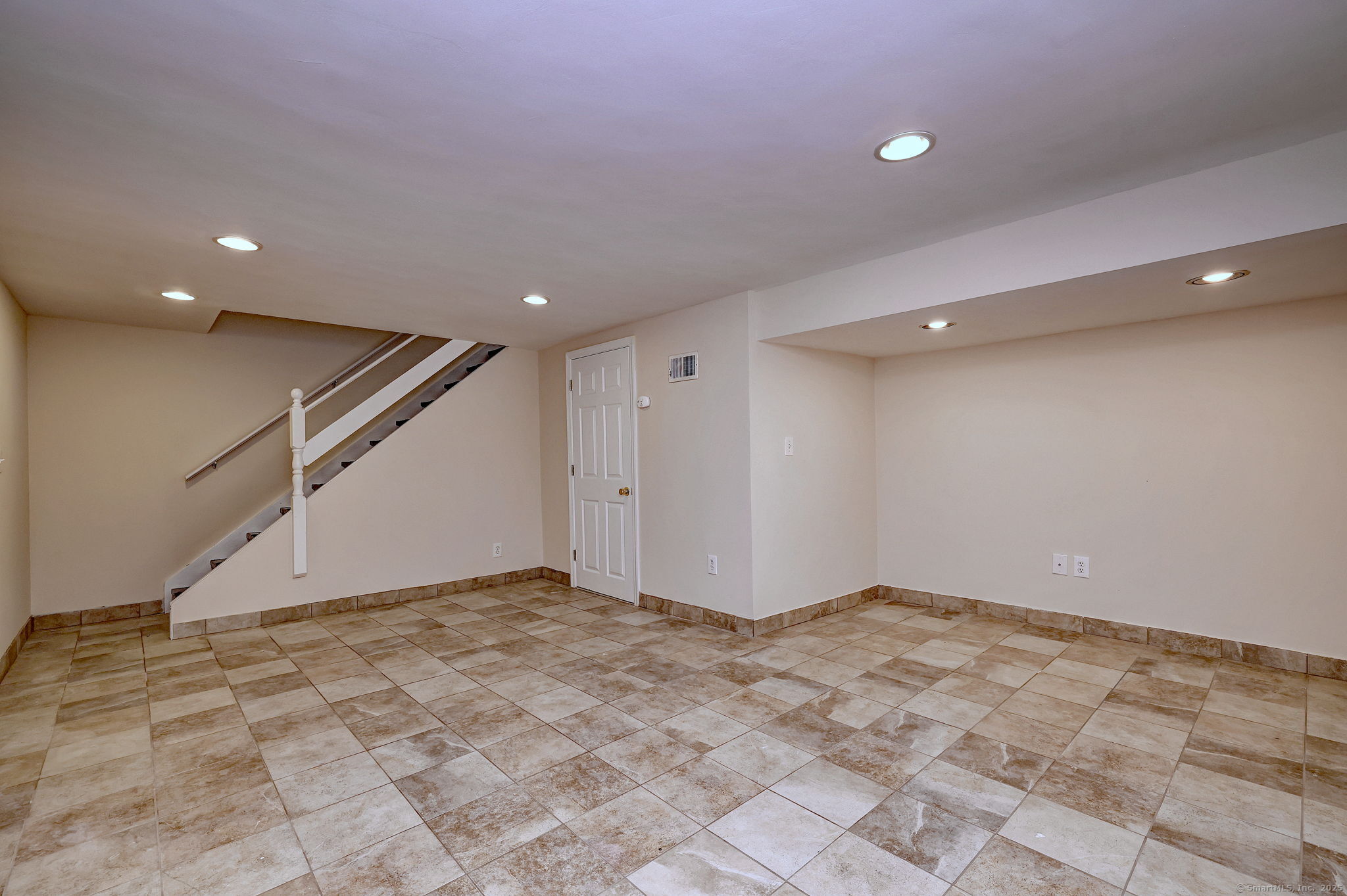 31 Carriage Path North 31