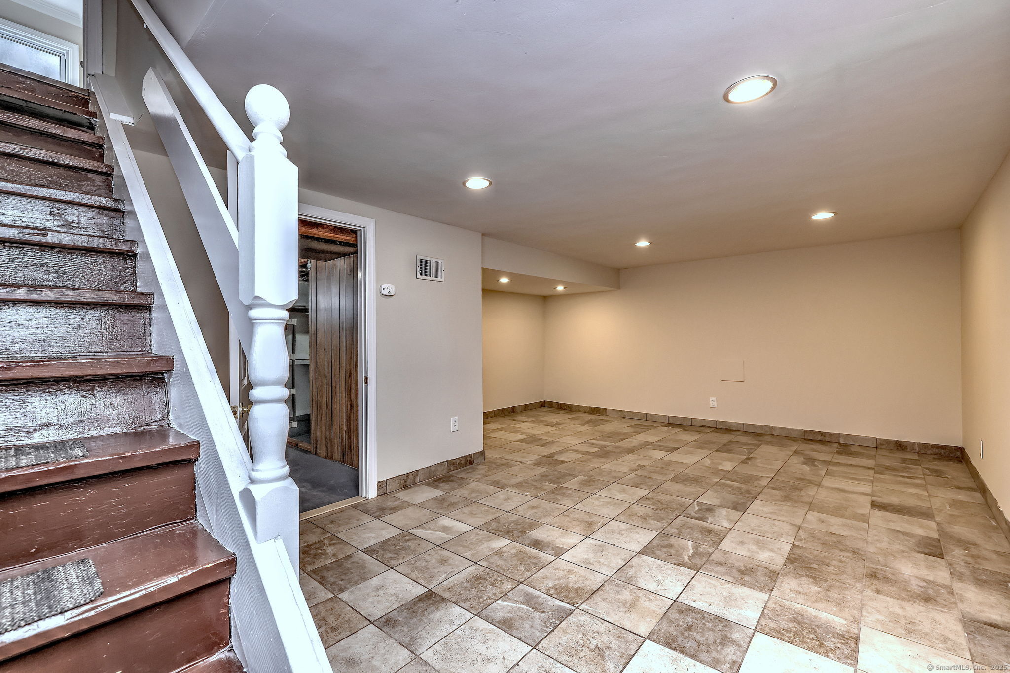 31 Carriage Path North 31