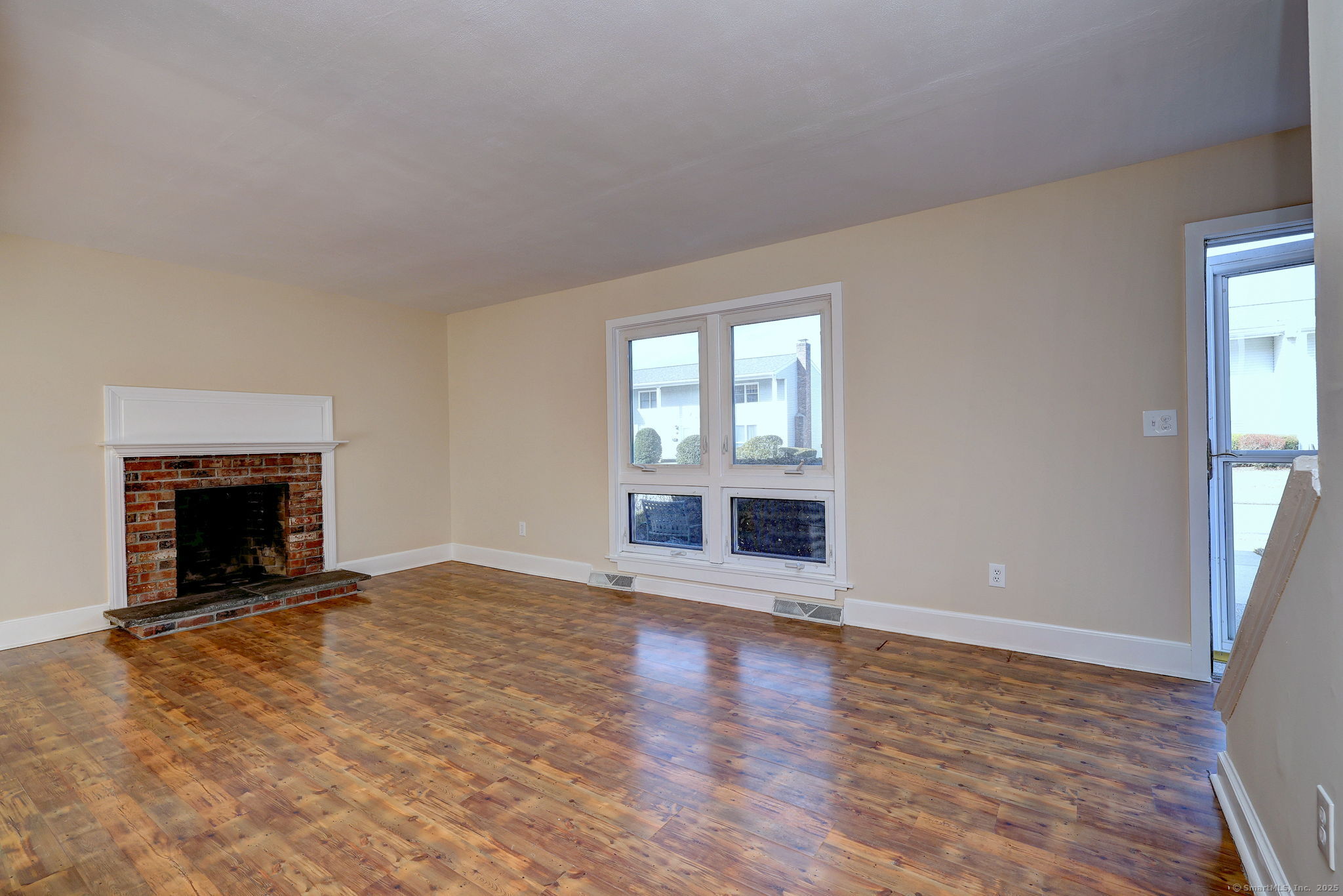 31 Carriage Path North 31