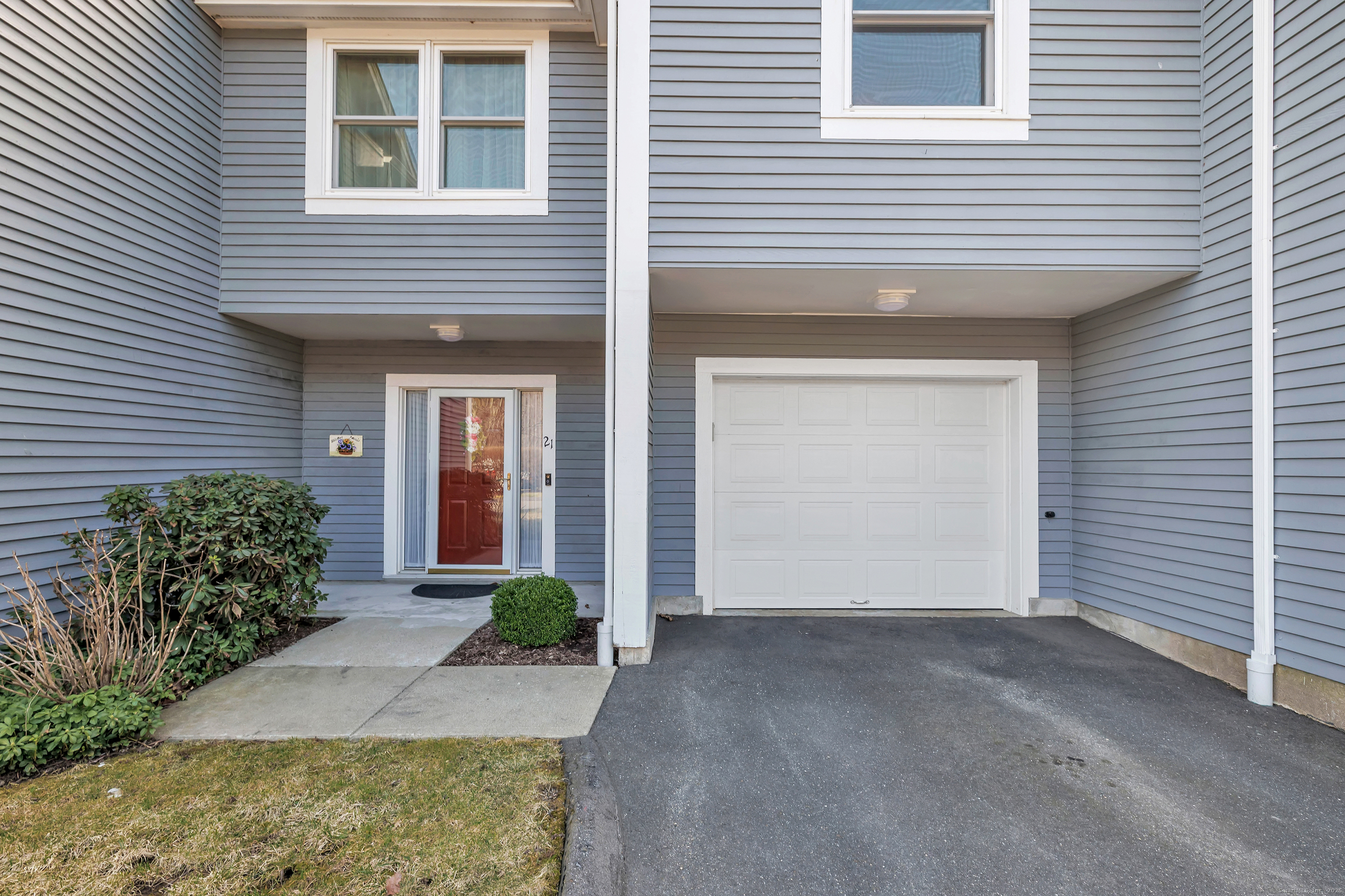 21 Meadow Lake Drive 21