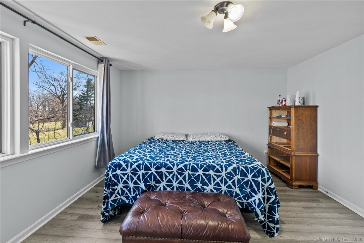 32 Pequot Drive 32
