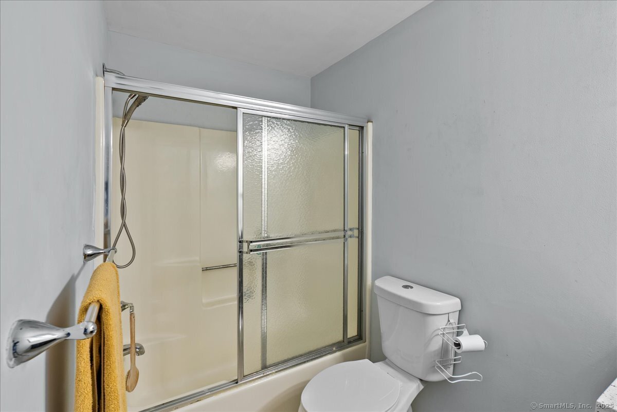 32 Pequot Drive 32
