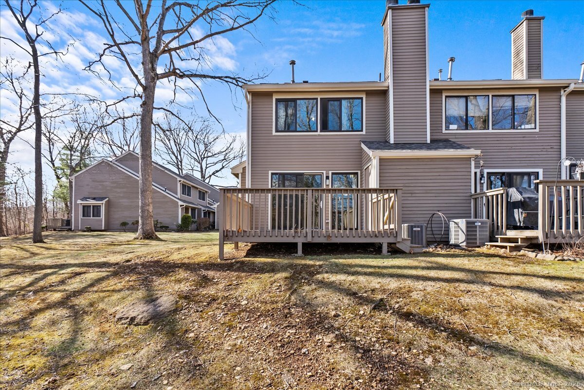 32 Pequot Drive 32