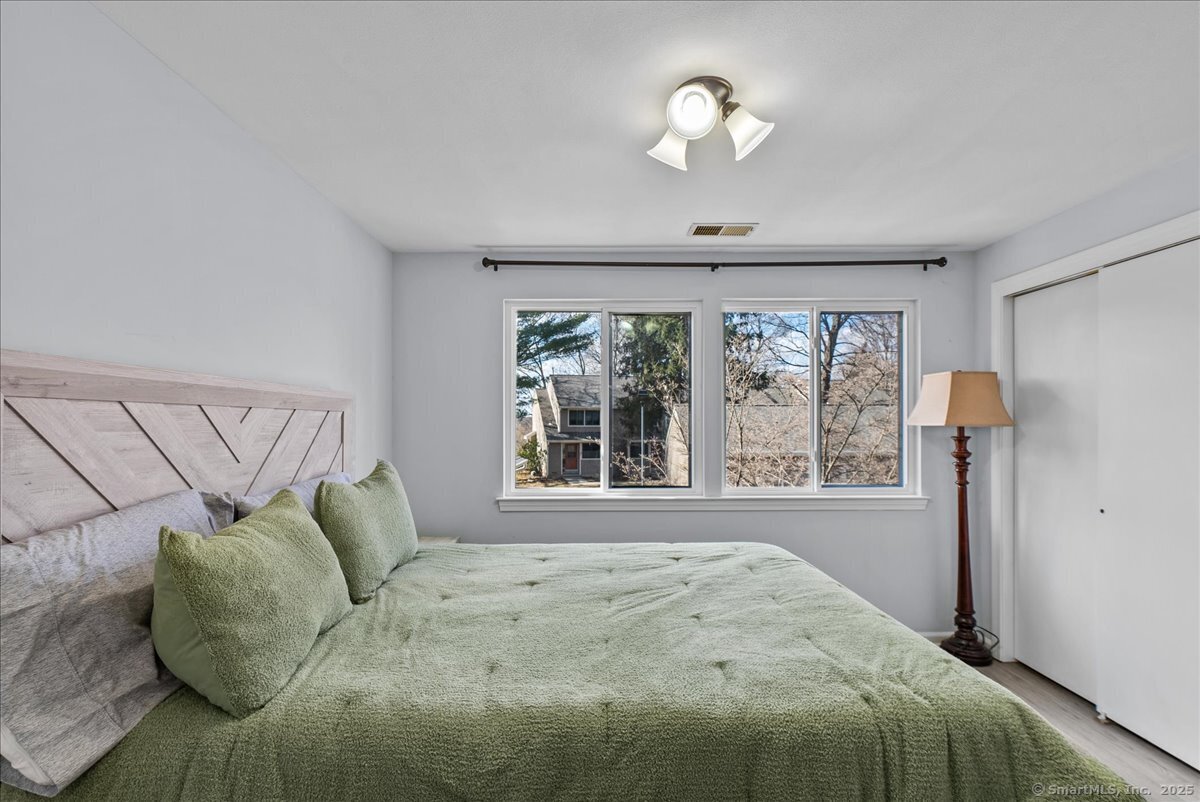 32 Pequot Drive 32