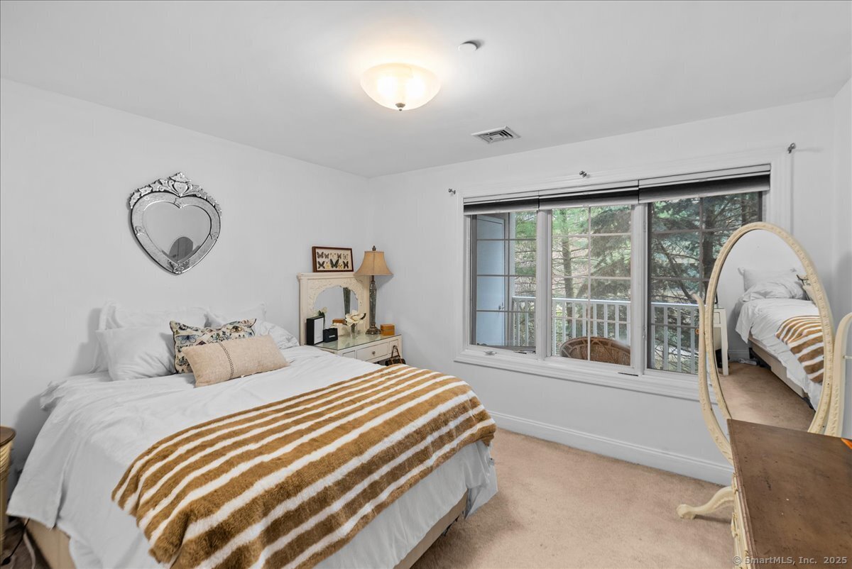 2 Homestead Lane 212
