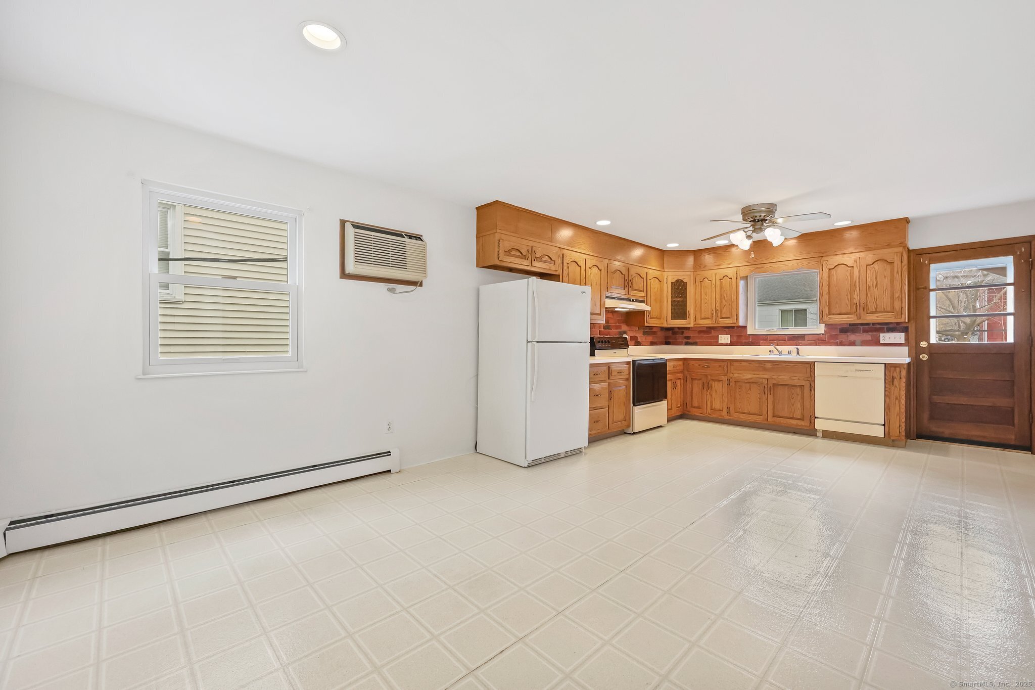 86 Harbor Drive