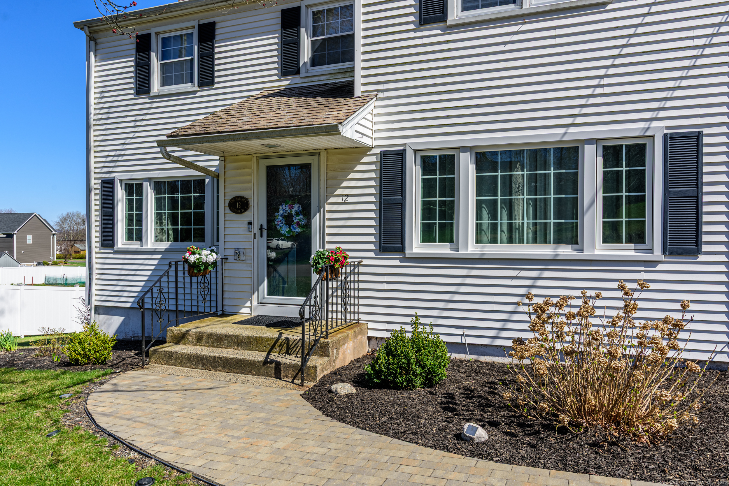 12 Windsor Road East