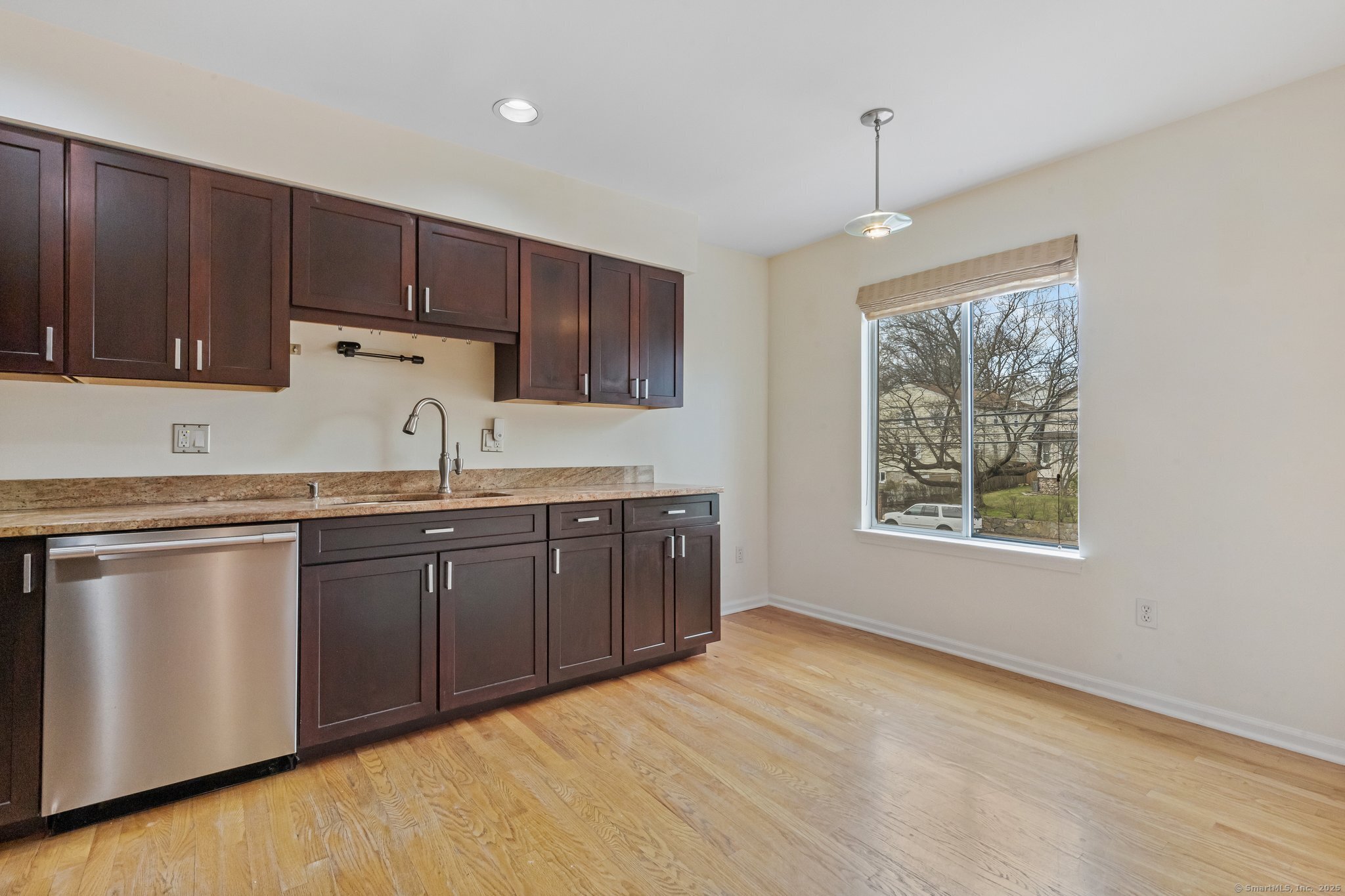 158 Seaside Avenue Apt B