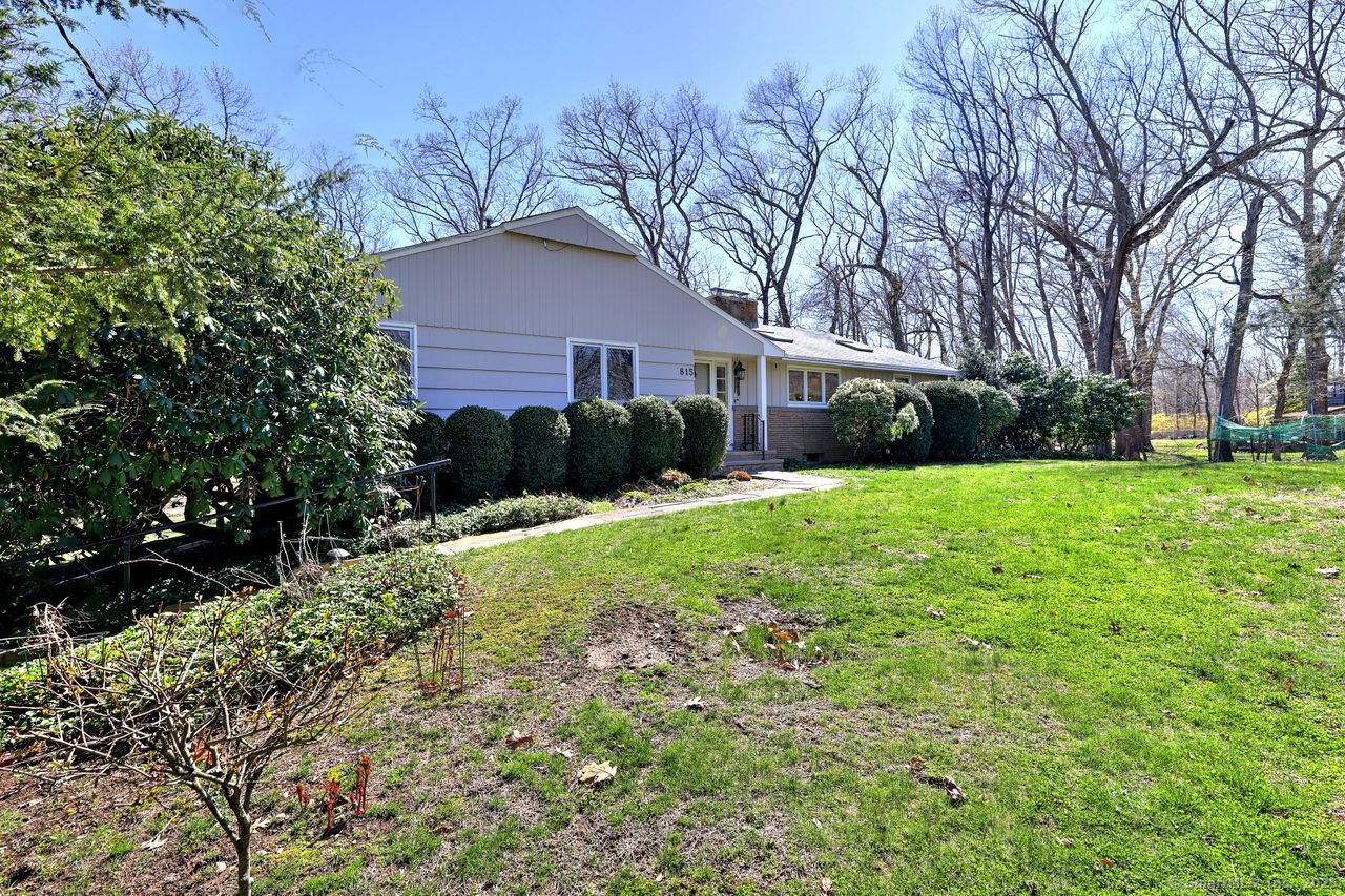 815 Tall Timber Road