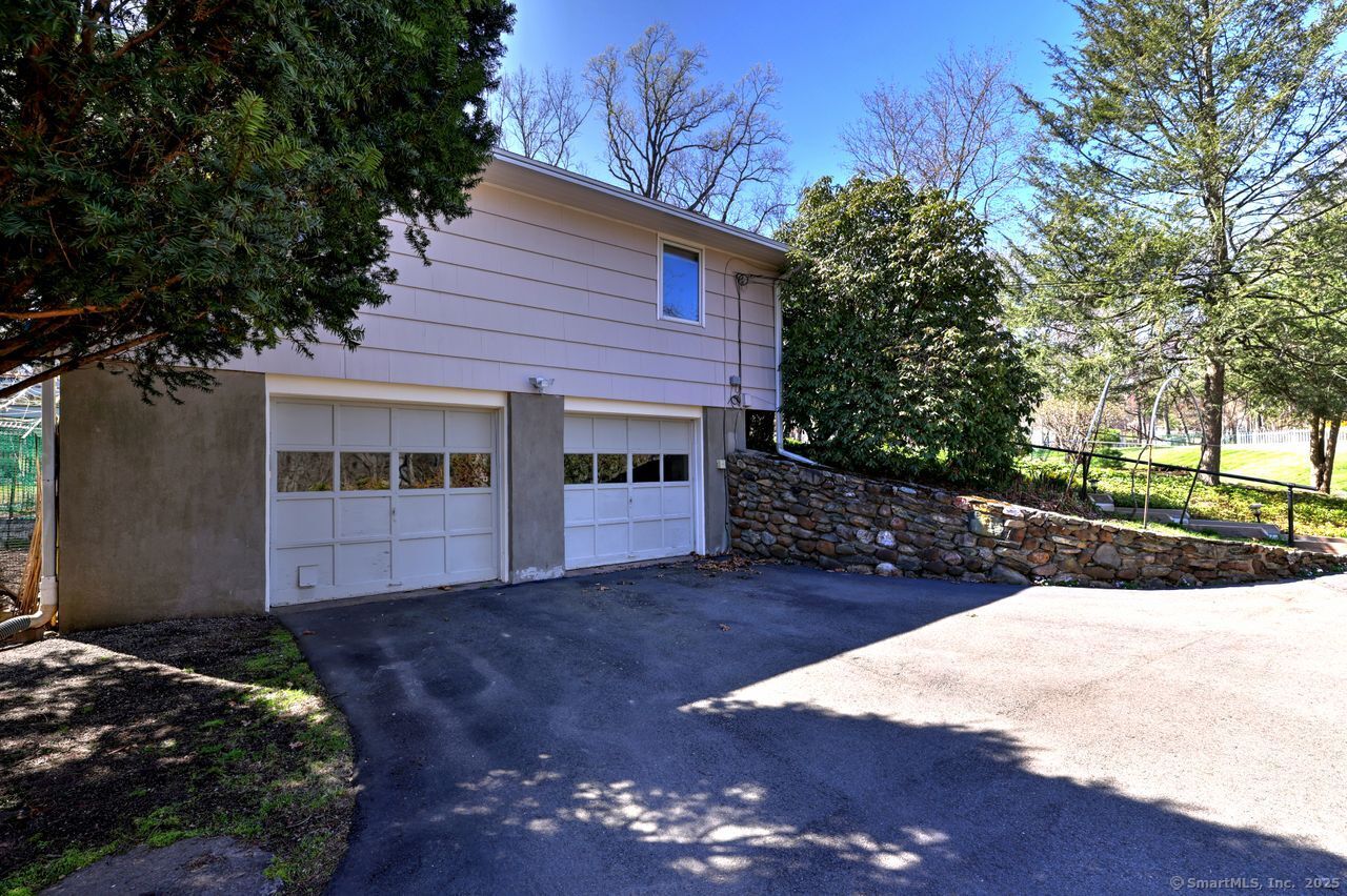 815 Tall Timber Road