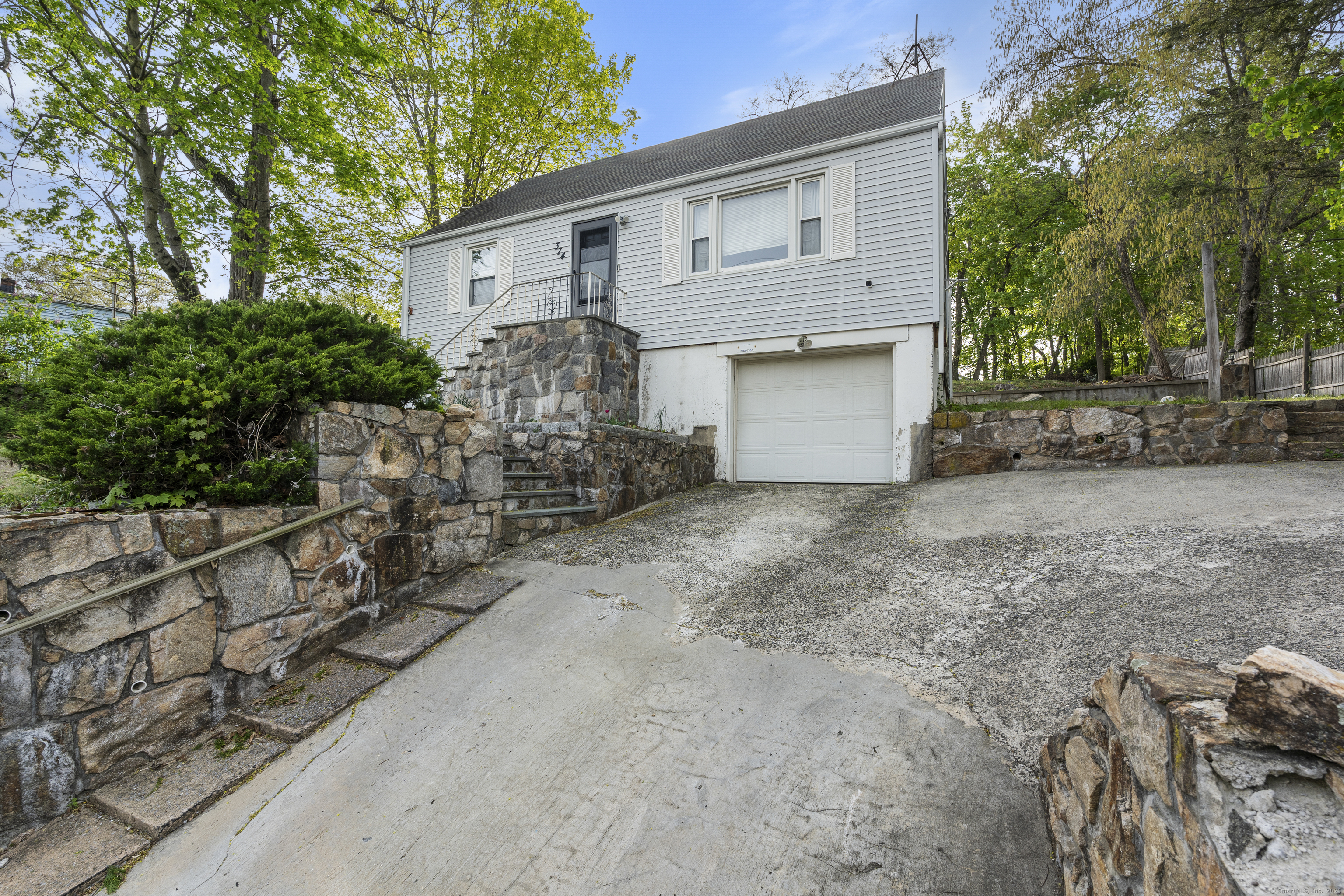 374 Vincellette Street