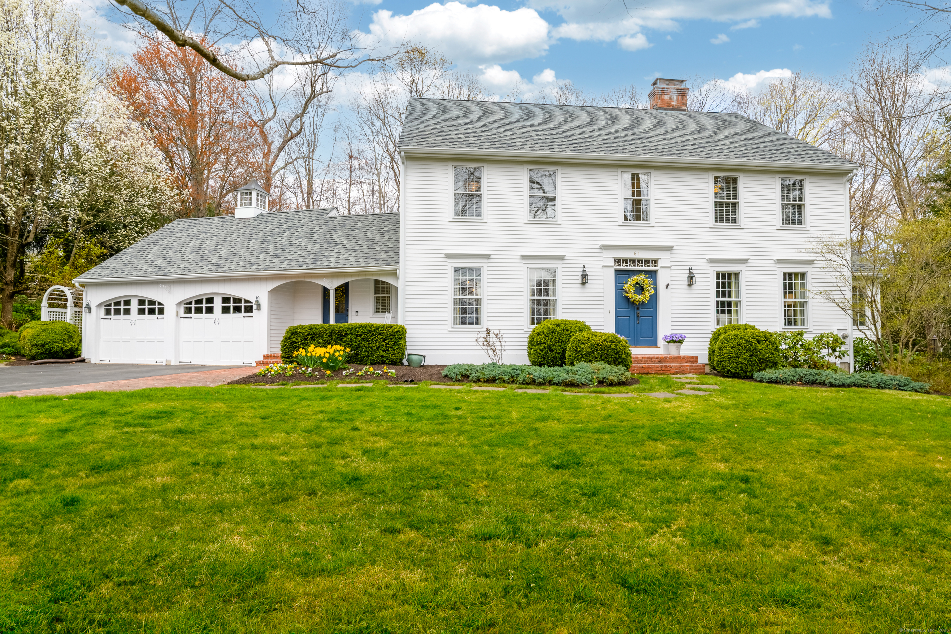 61 Steep Hollow Drive