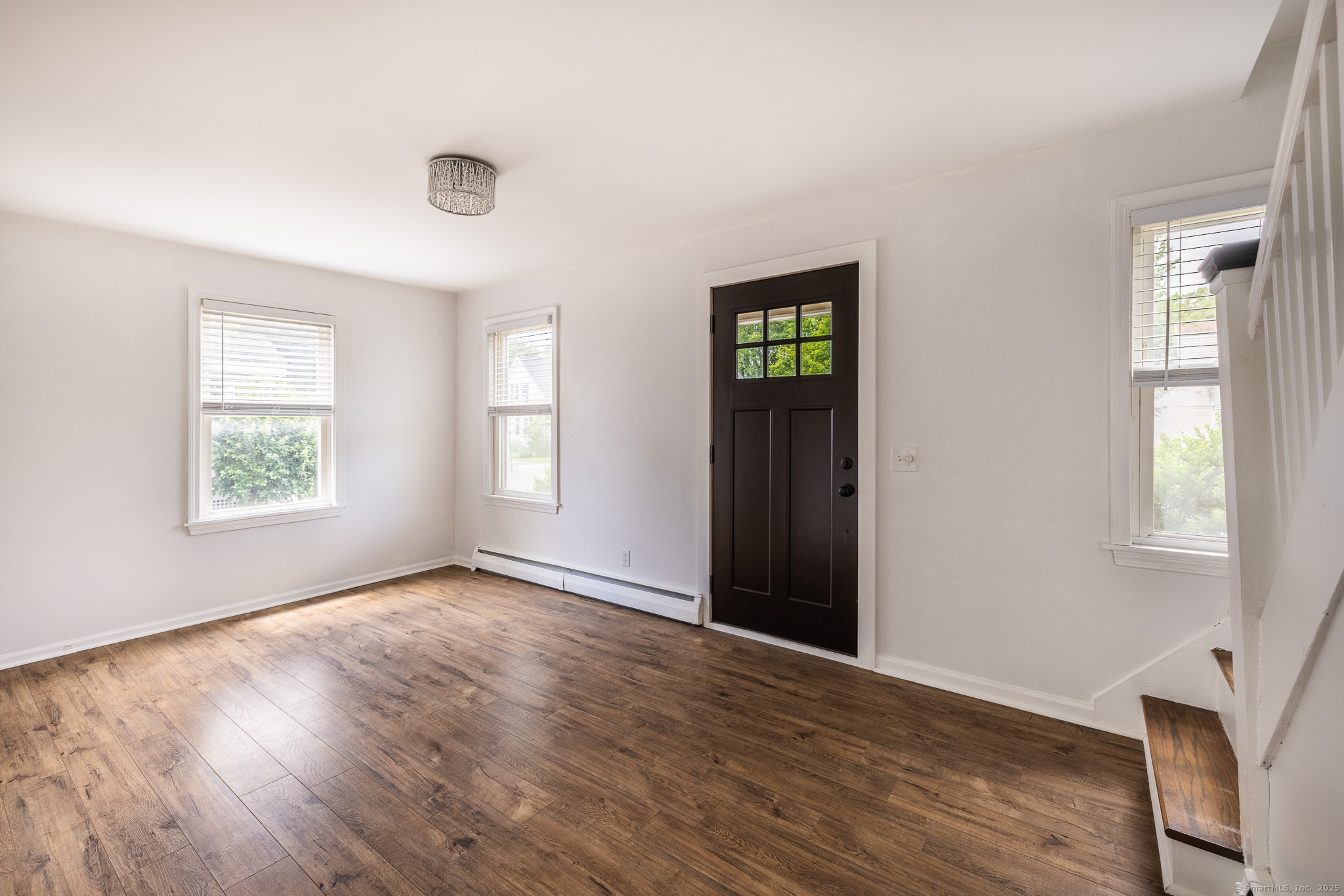 18 Forest Avenue