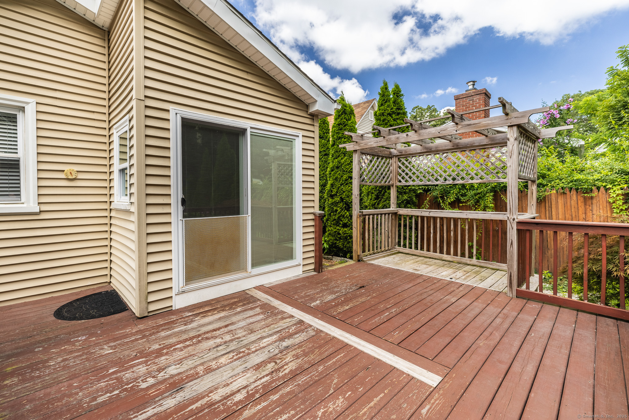 18 Forest Avenue