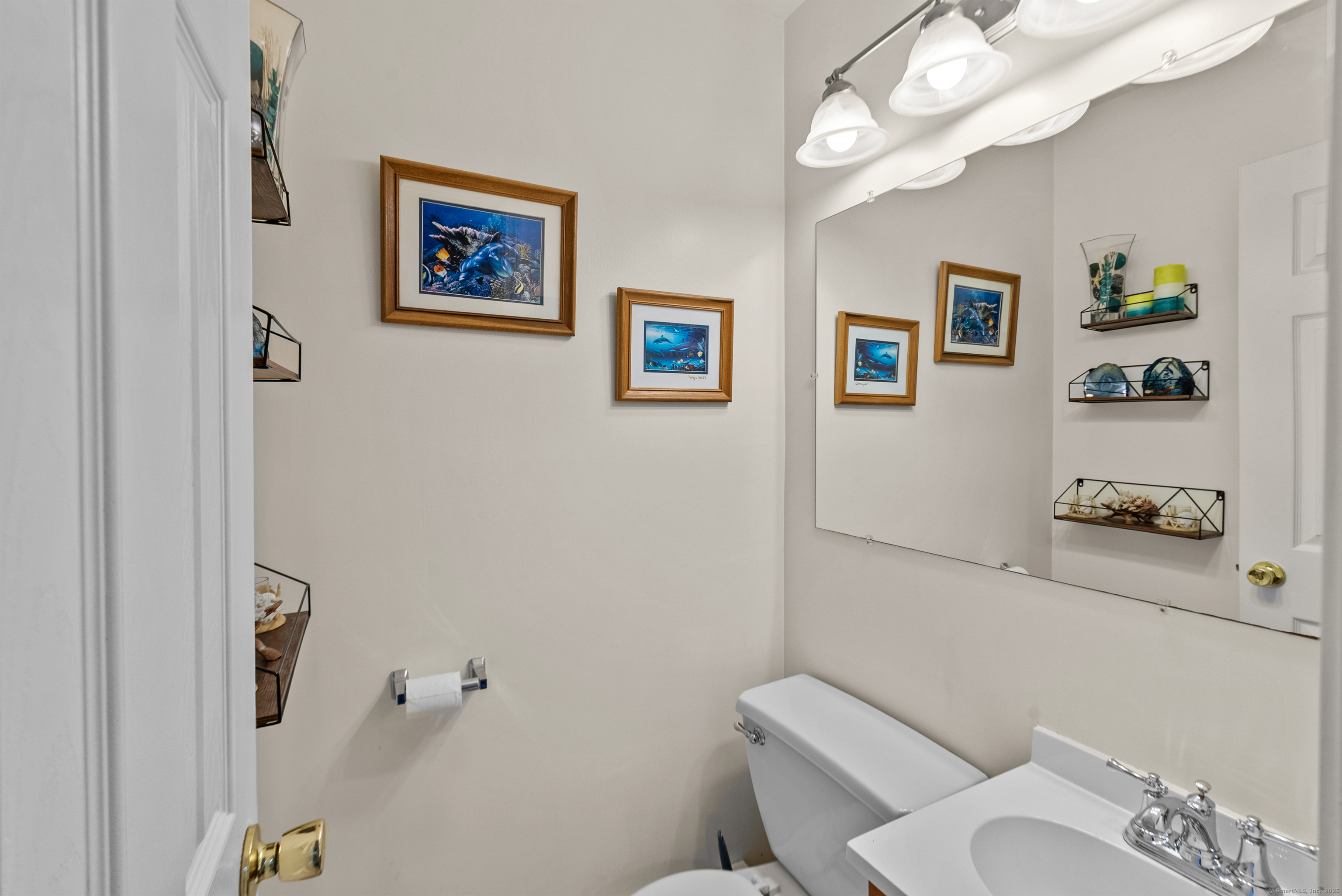 33 Russell Street APT 4