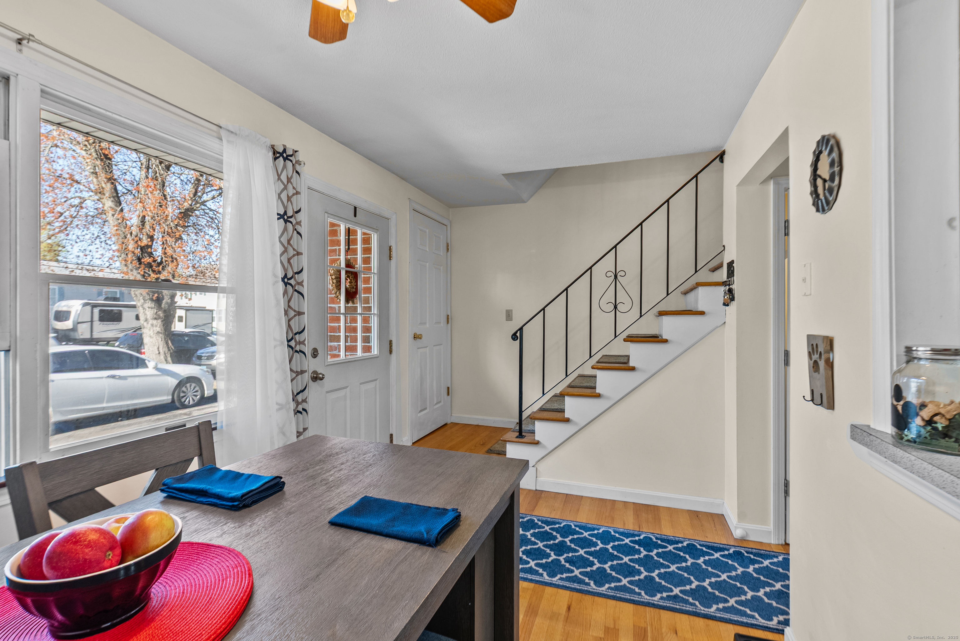 33 Russell Street APT 4
