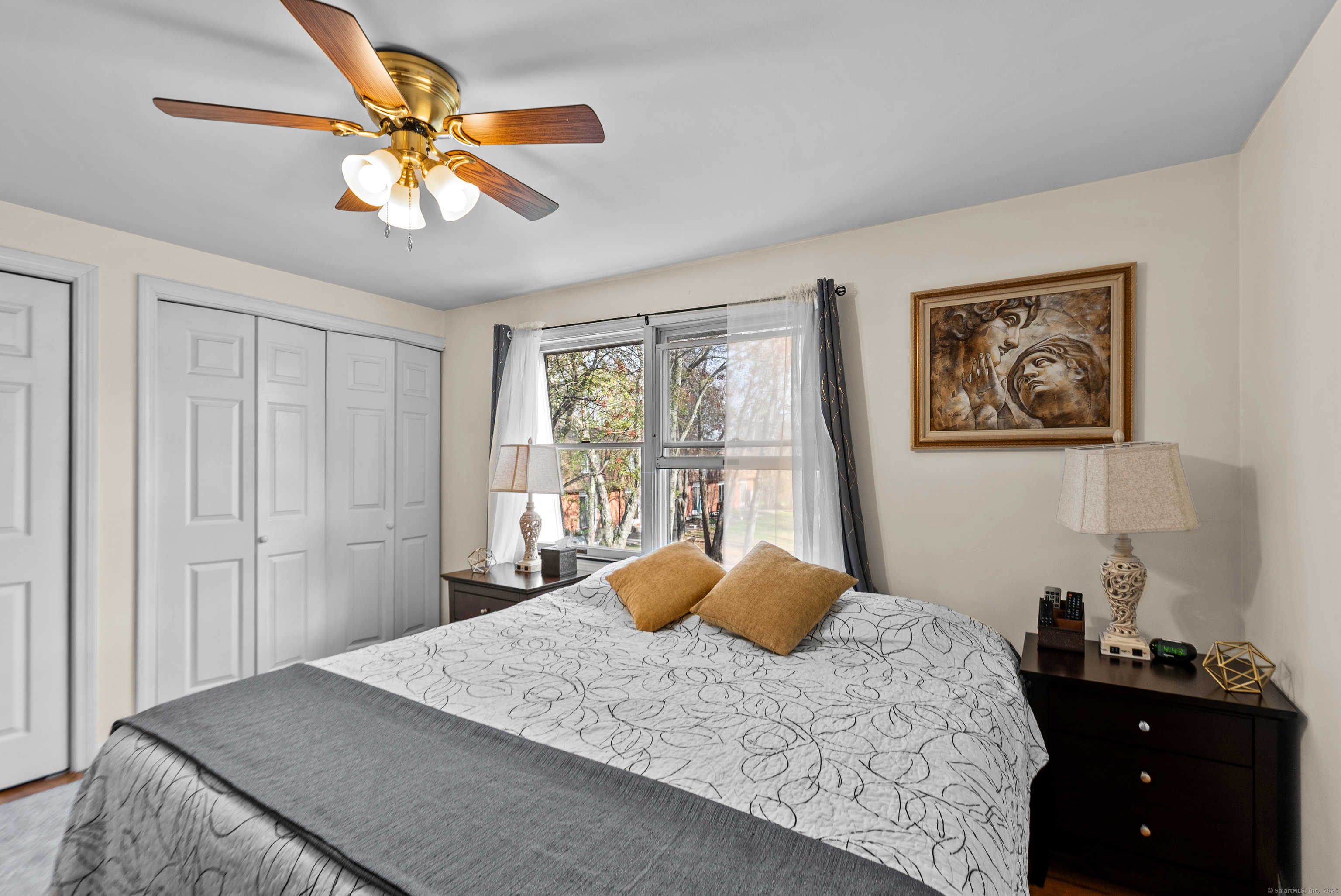 33 Russell Street APT 4