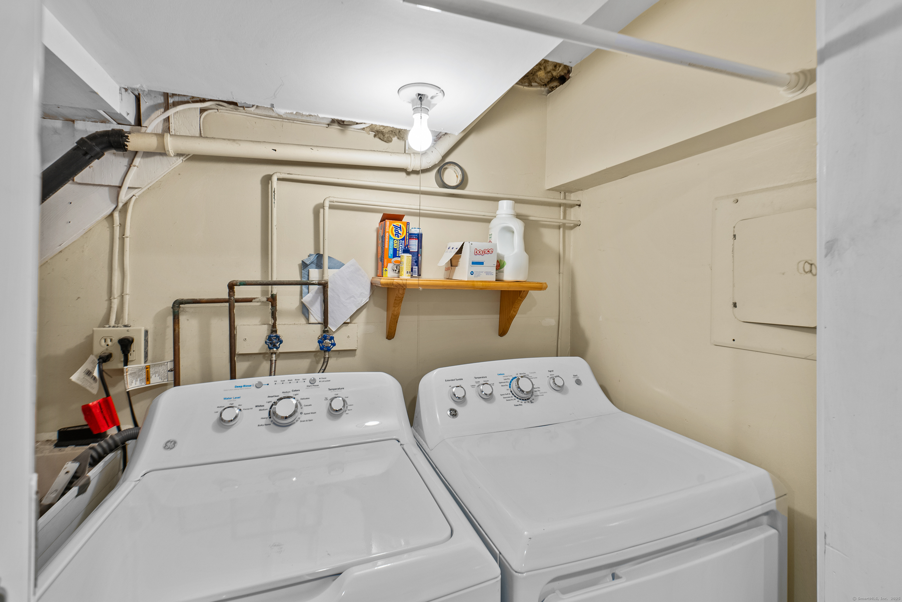 33 Russell Street APT 4