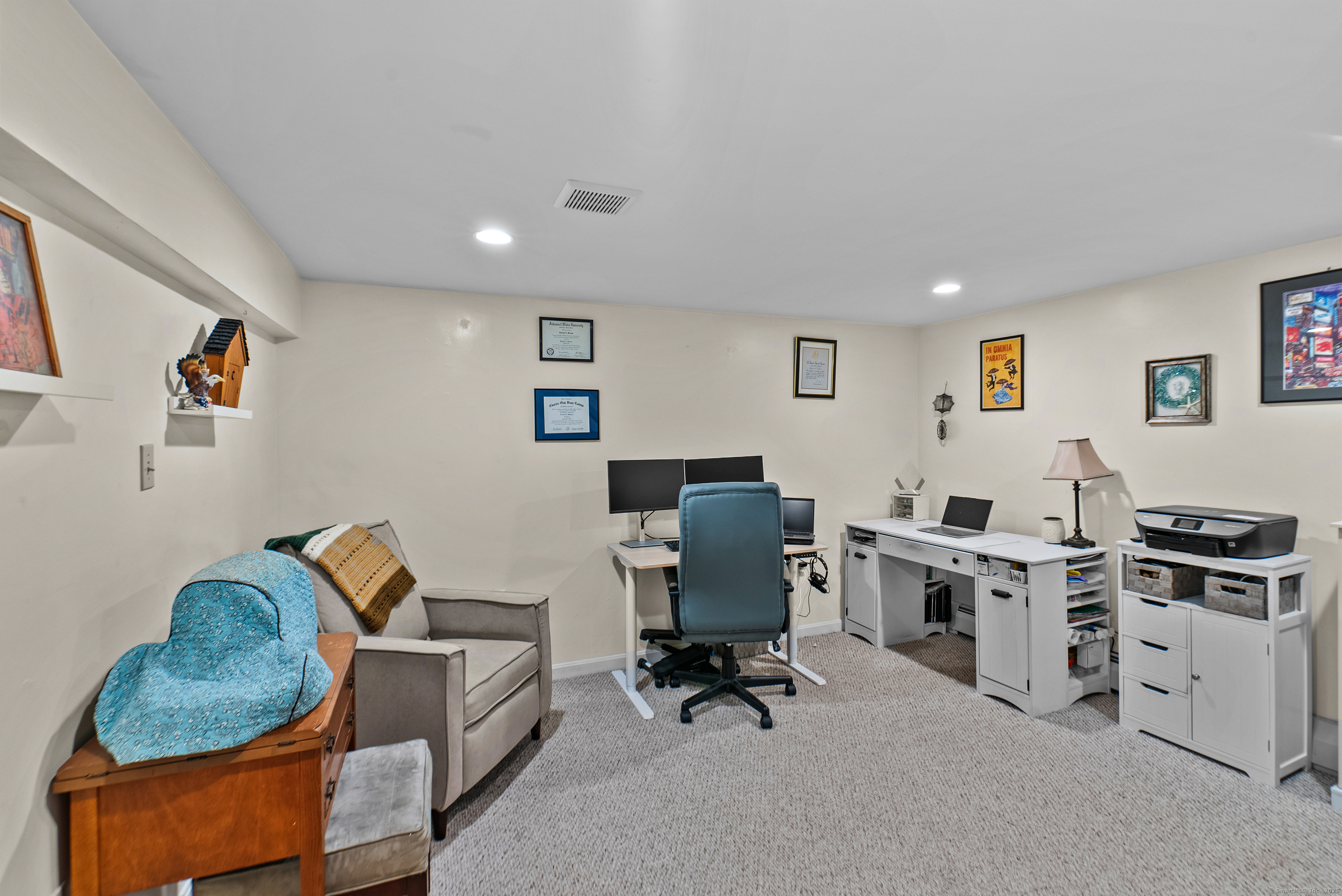 33 Russell Street APT 4