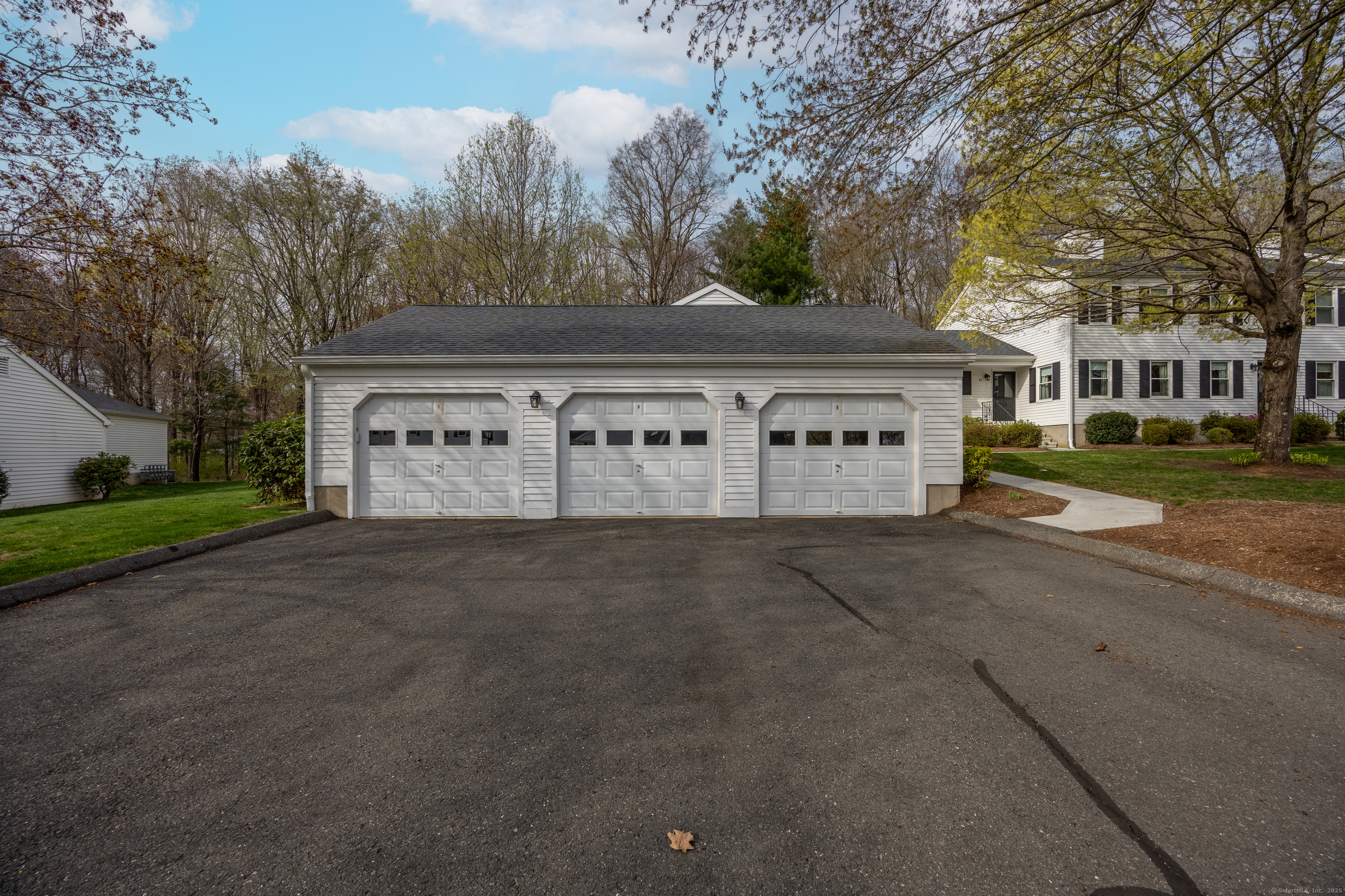 319 Thomaston Road 42