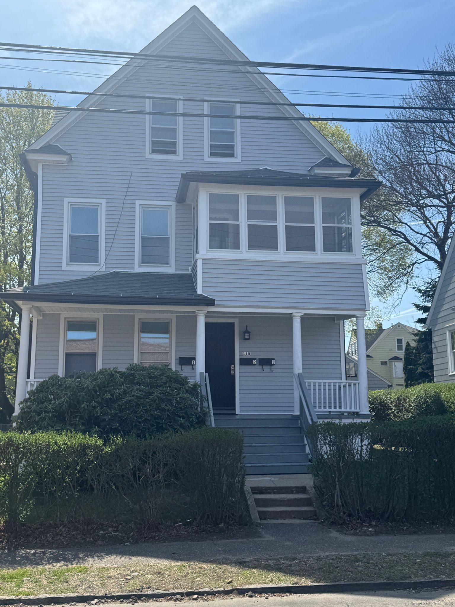 115 Fox Street 2nd Floor