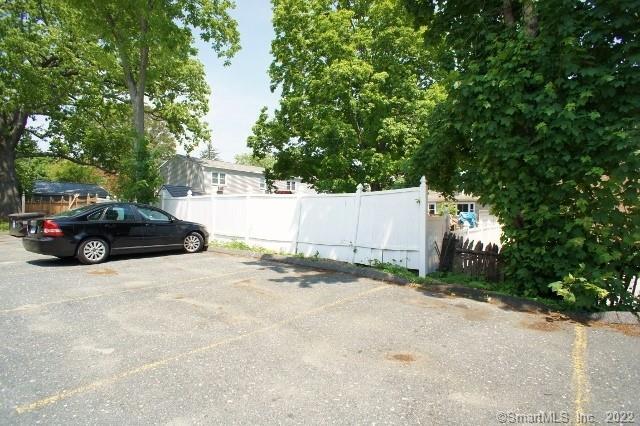 16 Glenwood Avenue 9