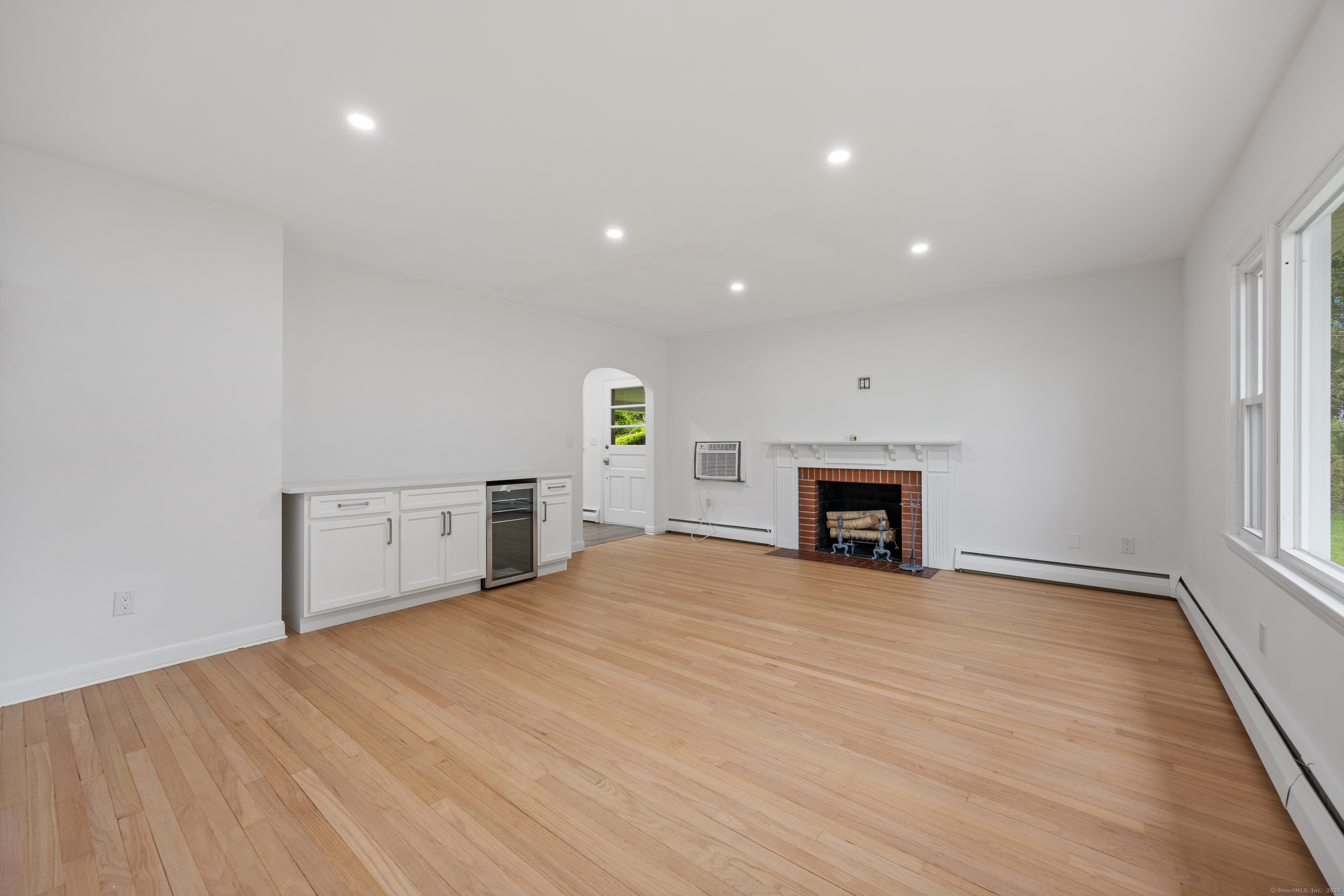 27 Hickory Street